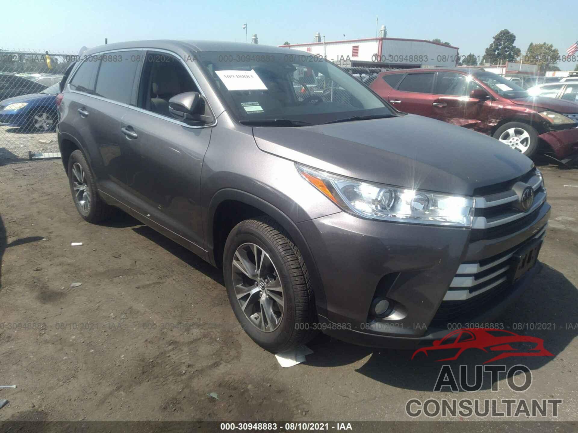 TOYOTA HIGHLANDER 2018 - 5TDZZRFH8JS244945
