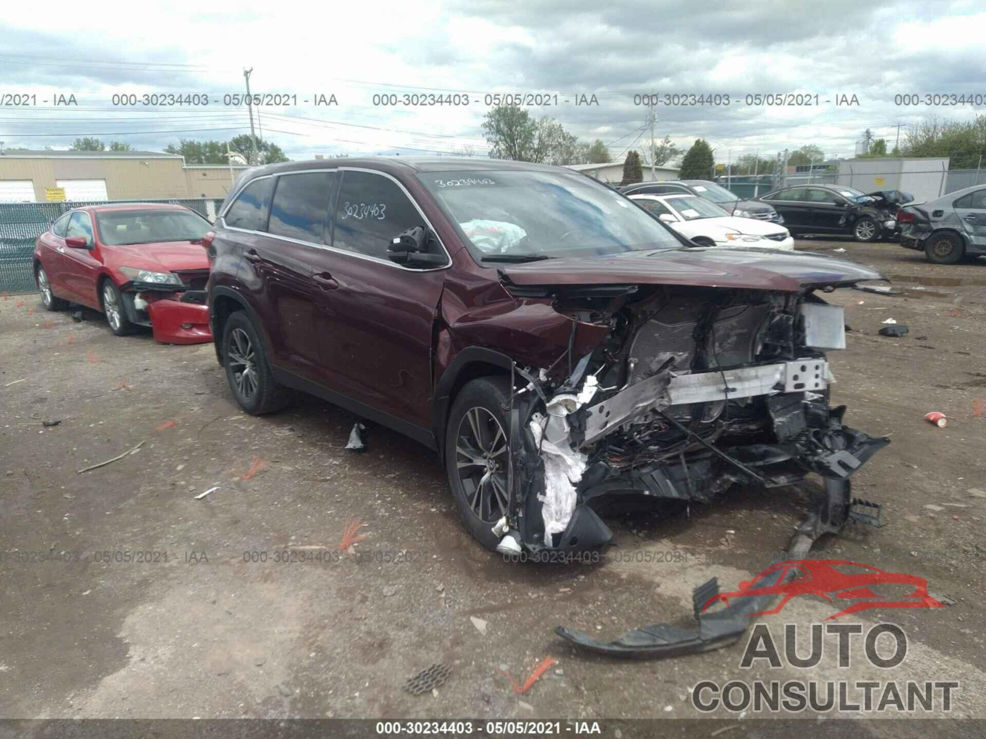 TOYOTA HIGHLANDER 2019 - 5TDBZRFH5KS708423