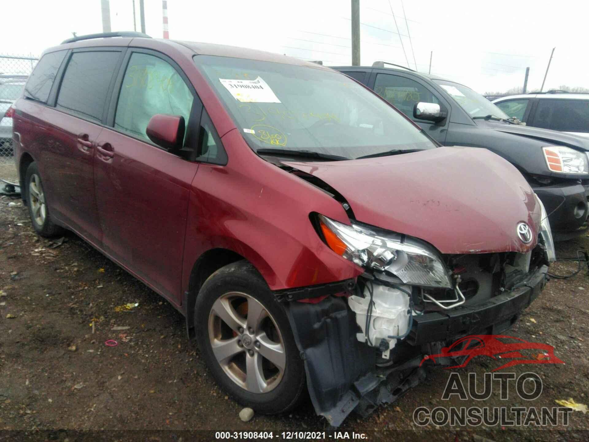 TOYOTA SIENNA 2017 - 5TDKZ3DC5HS801259