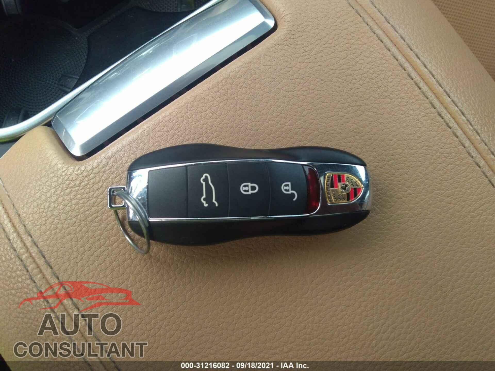 PORSCHE CAYENNE 2016 - WP1AA2A25GLA11550