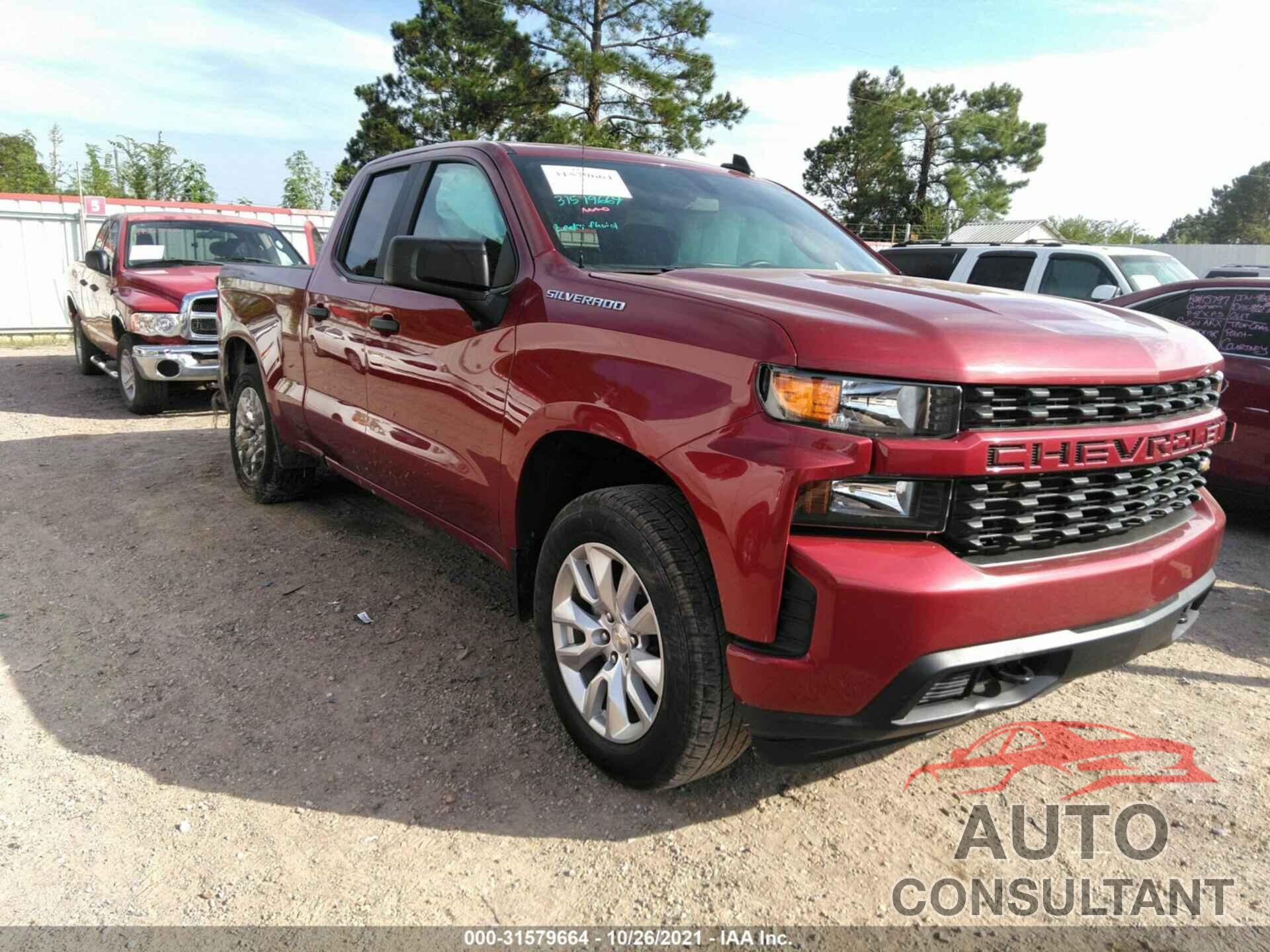 CHEVROLET SILVERADO 1500 2019 - 1GCRWBEF1KZ210863