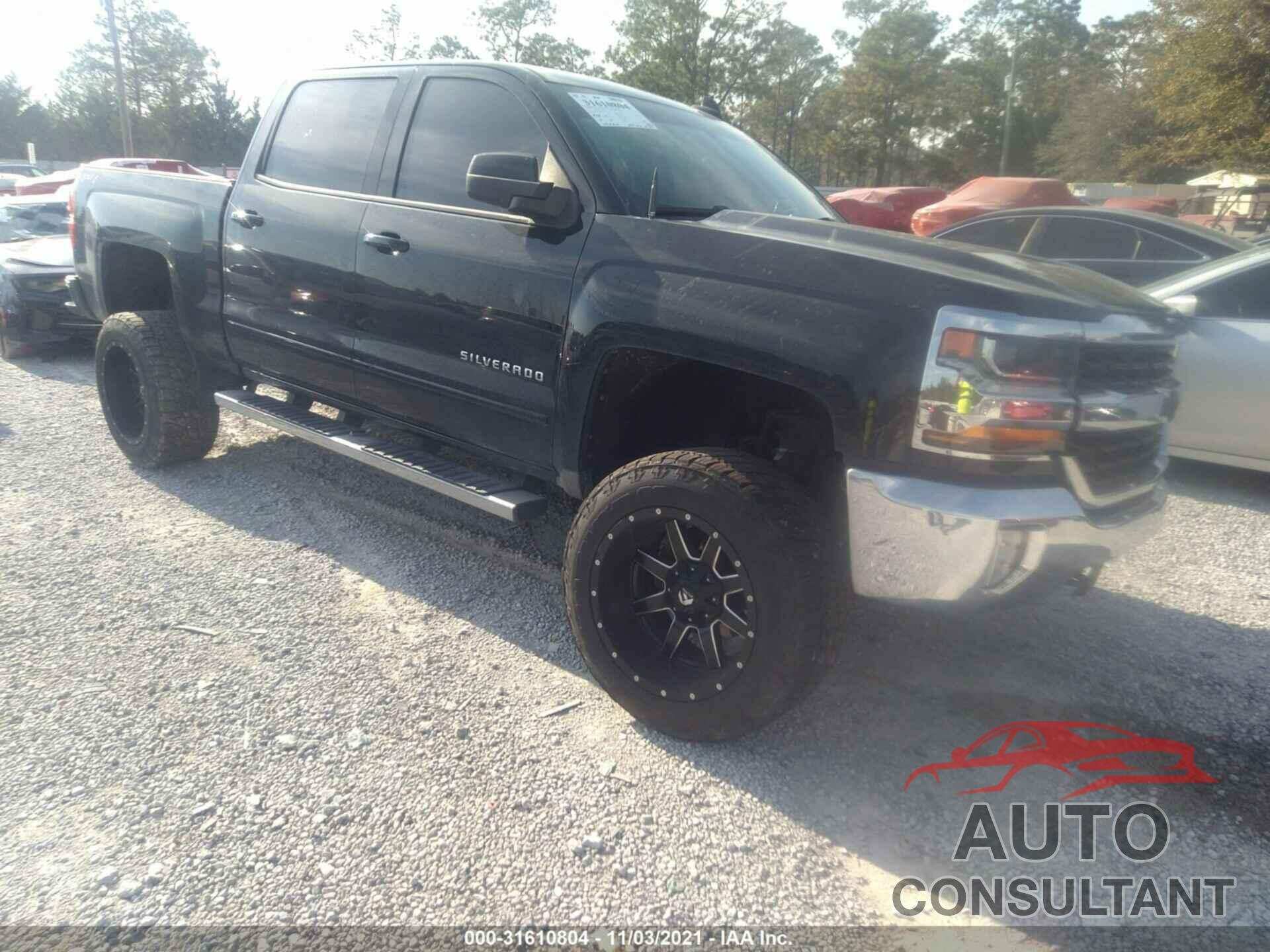 CHEVROLET SILVERADO 1500 2018 - 3GCUKREC8JG182000