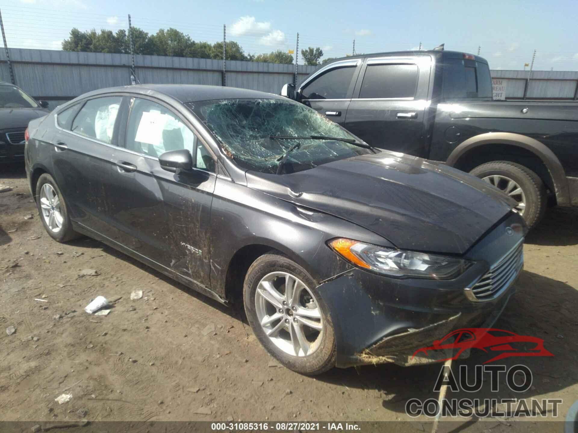 FORD FUSION HYBRID 2018 - 3FA6P0LU8JR157562