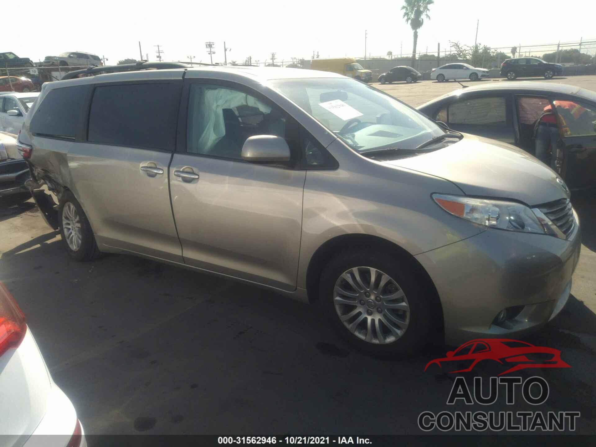 TOYOTA SIENNA 2016 - 5TDYK3DC5GS728164