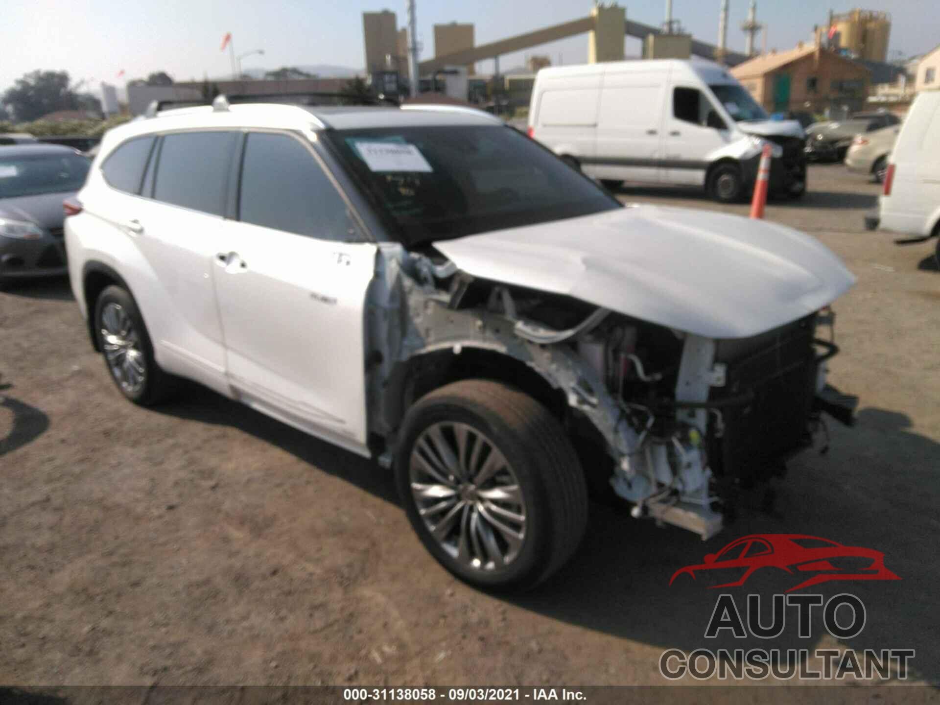 TOYOTA HIGHLANDER 2021 - 5TDEBRCH3MS015231