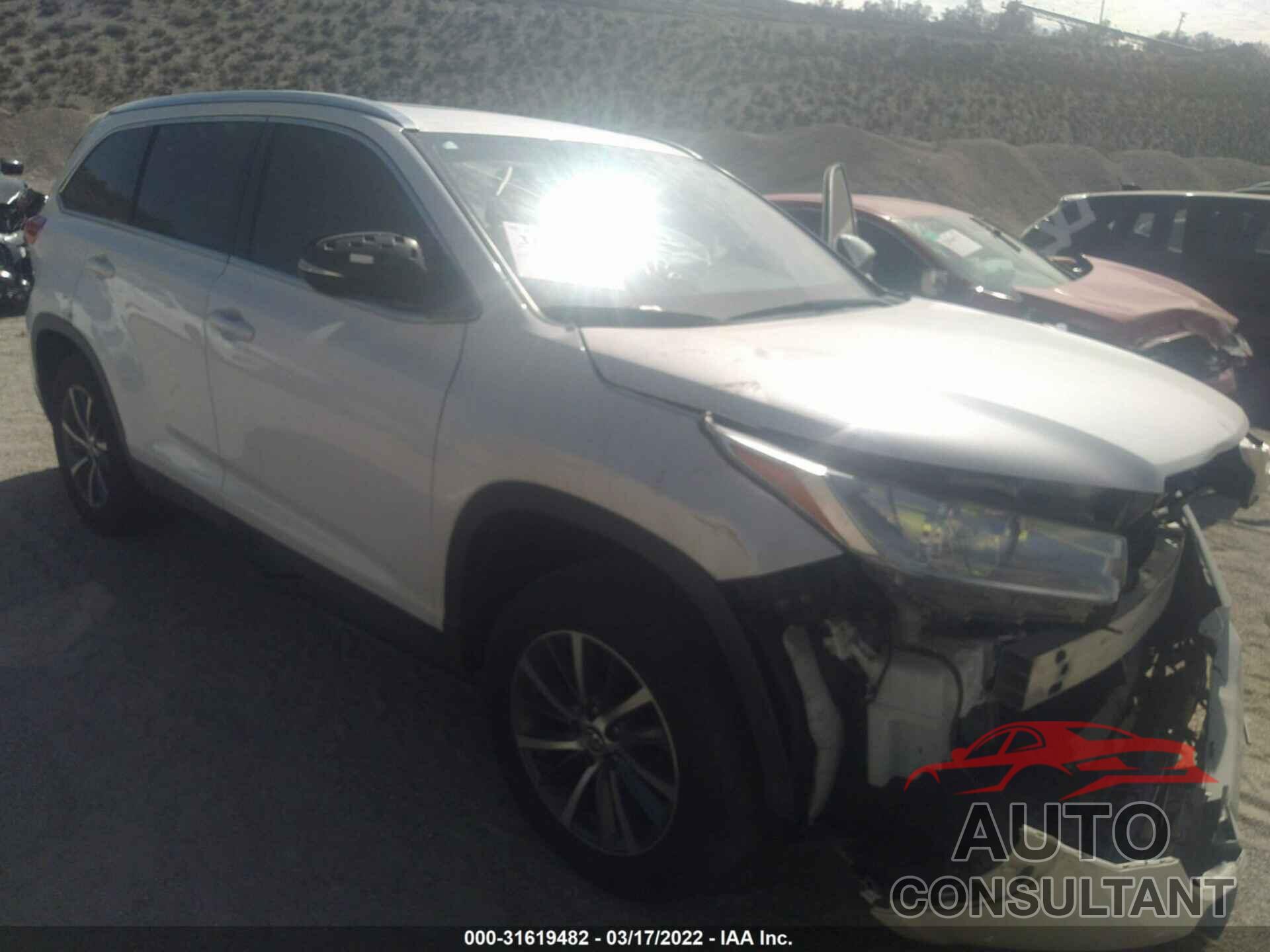 TOYOTA HIGHLANDER 2019 - 5TDKZRFH1KS569326
