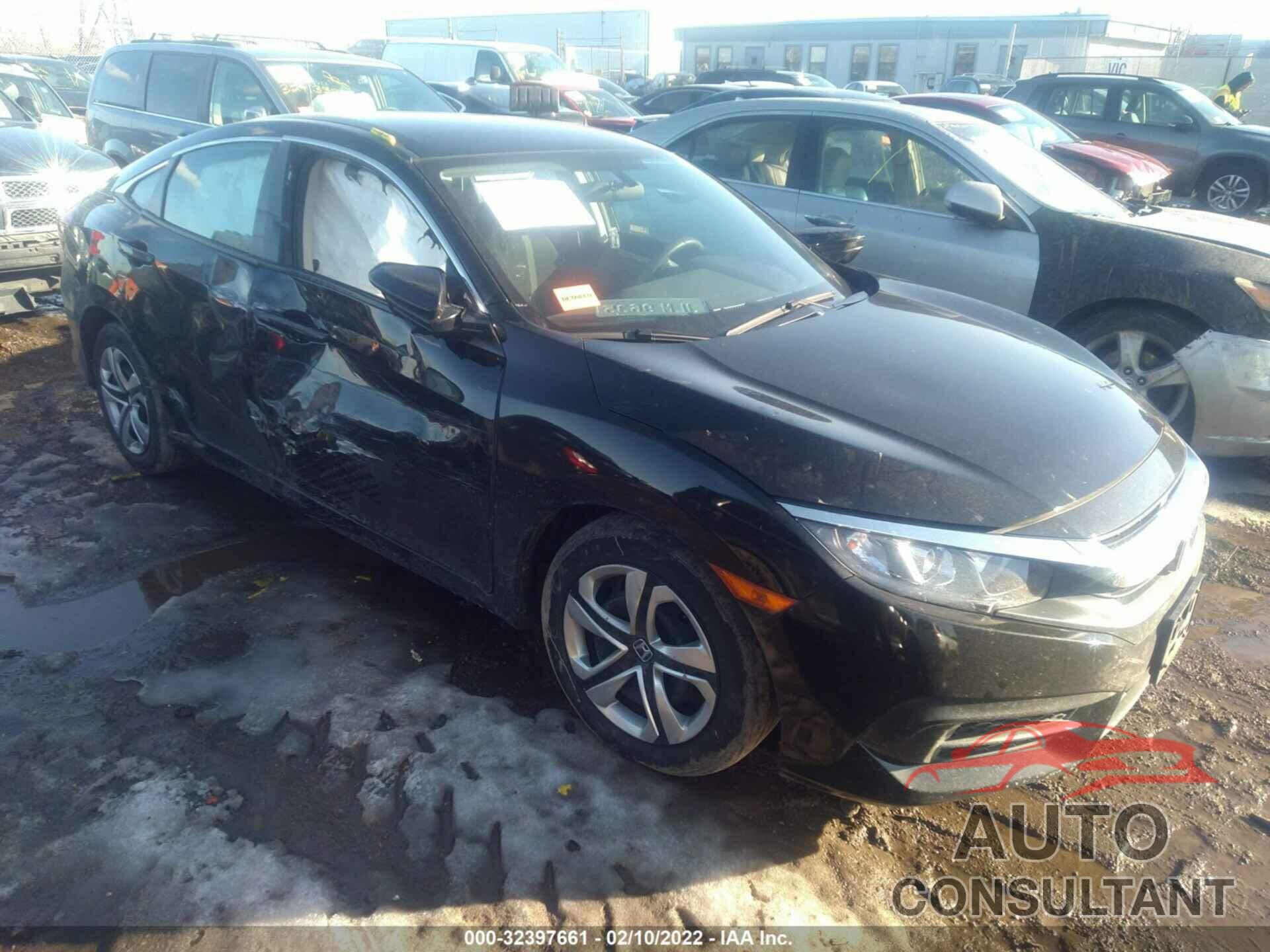 HONDA CIVIC SEDAN 2018 - 2HGFC2F53JH554910