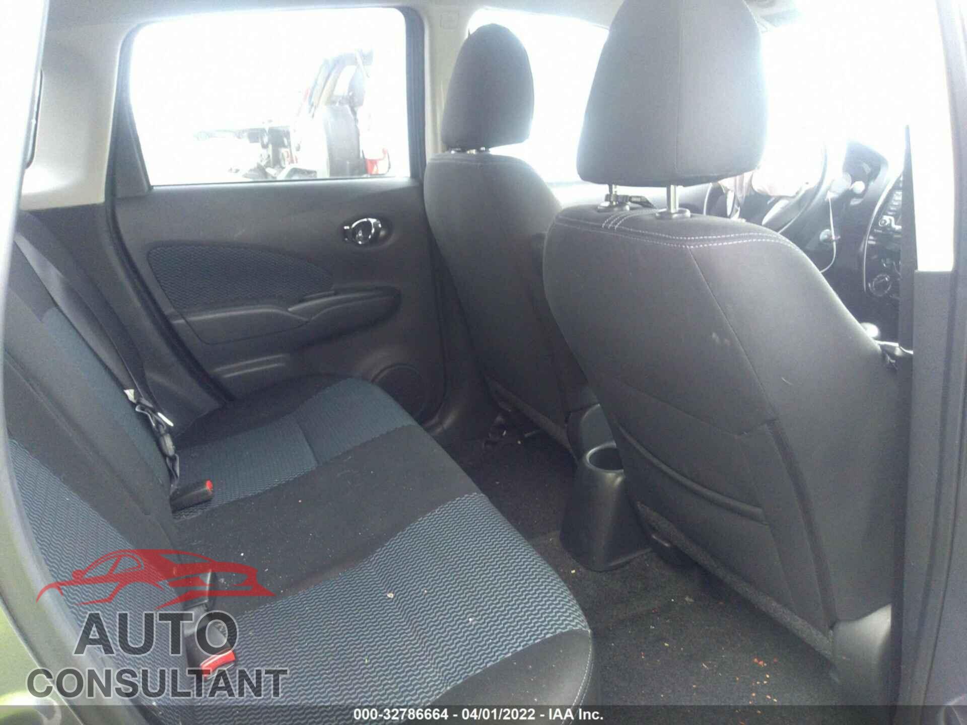 NISSAN VERSA NOTE 2018 - 3N1CE2CP7JL355886