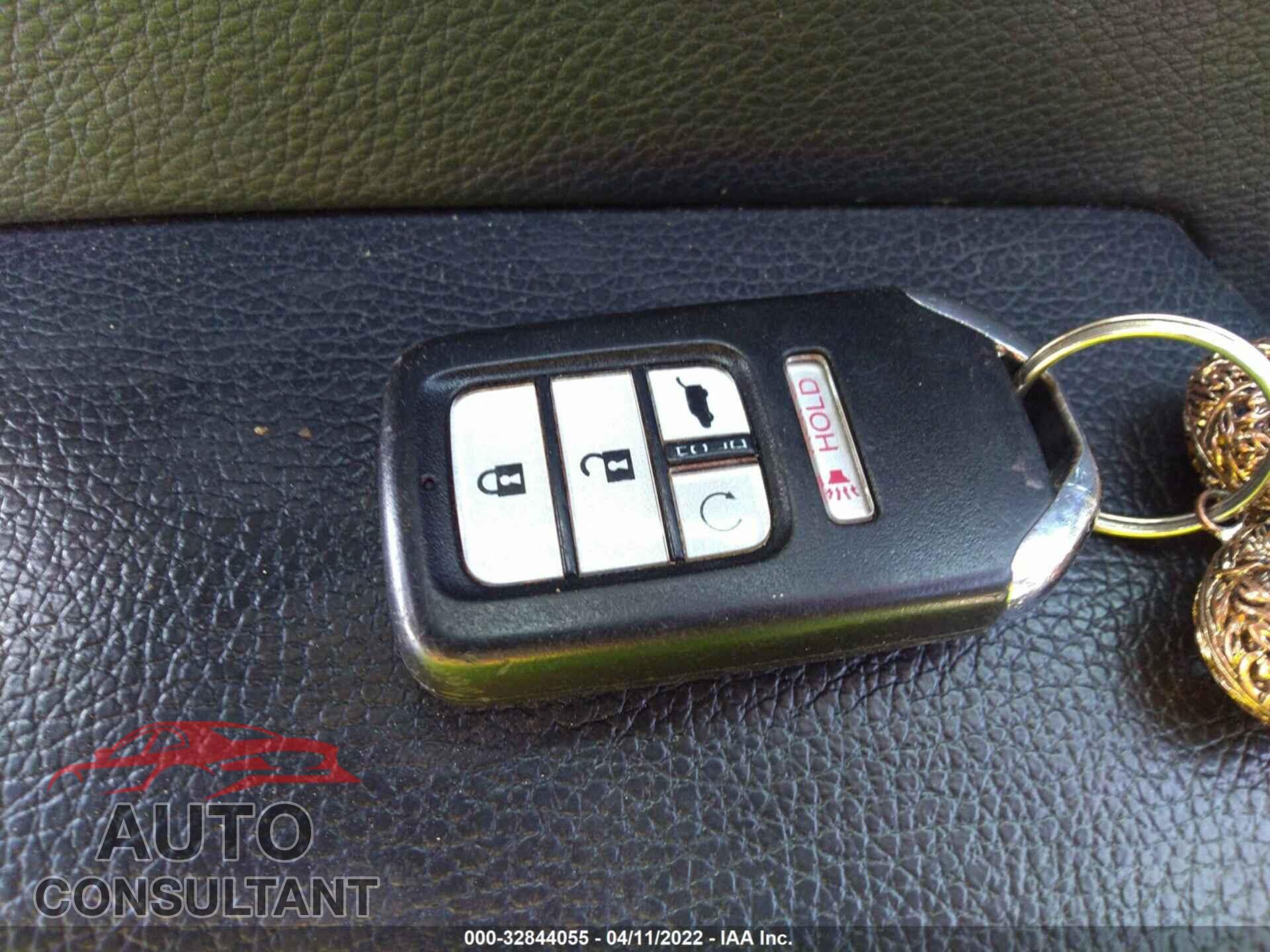 HONDA PILOT 2016 - 5FNYF6H02GB023512