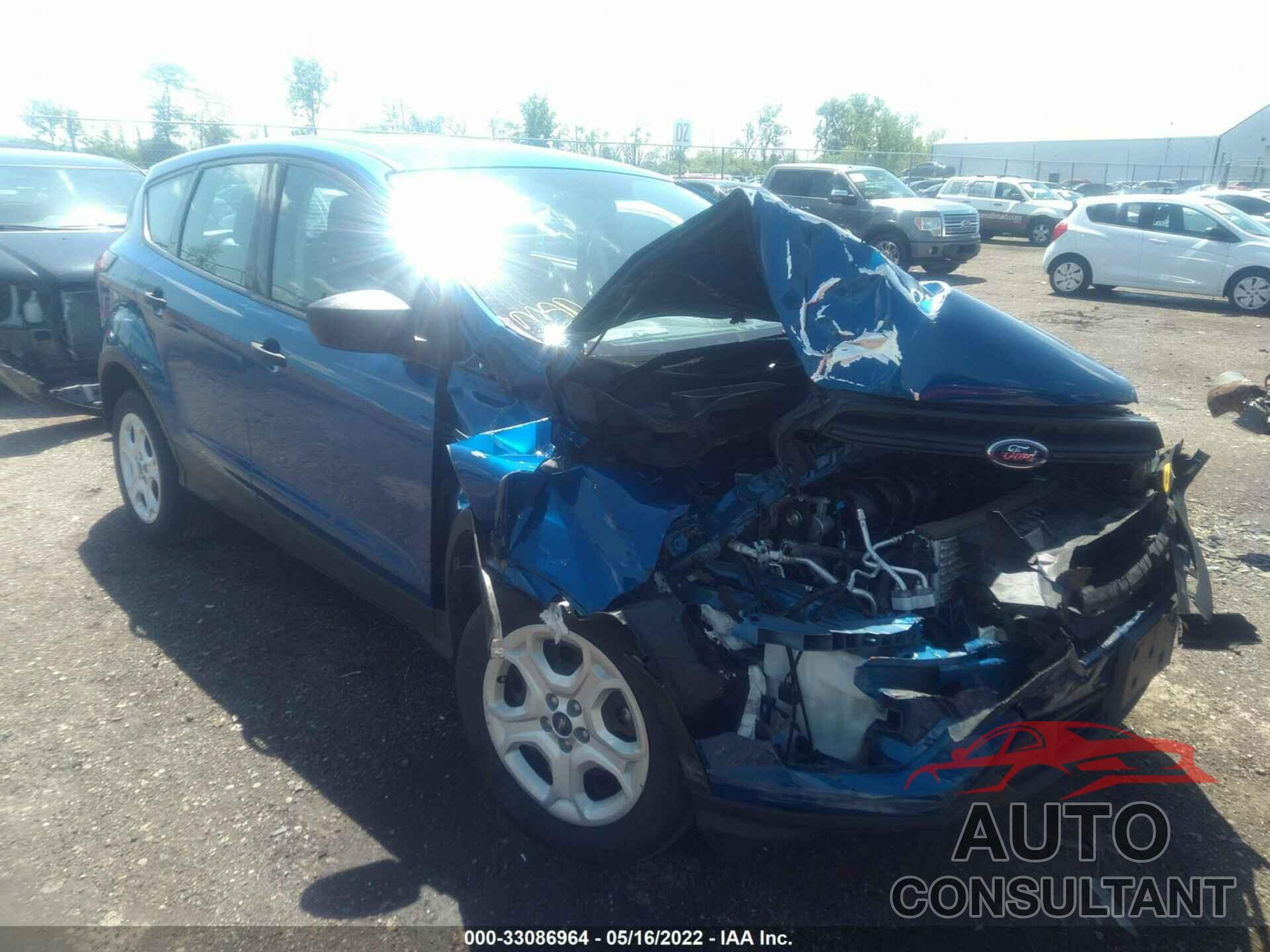 FORD ESCAPE 2019 - 1FMCU0F75KUB52918