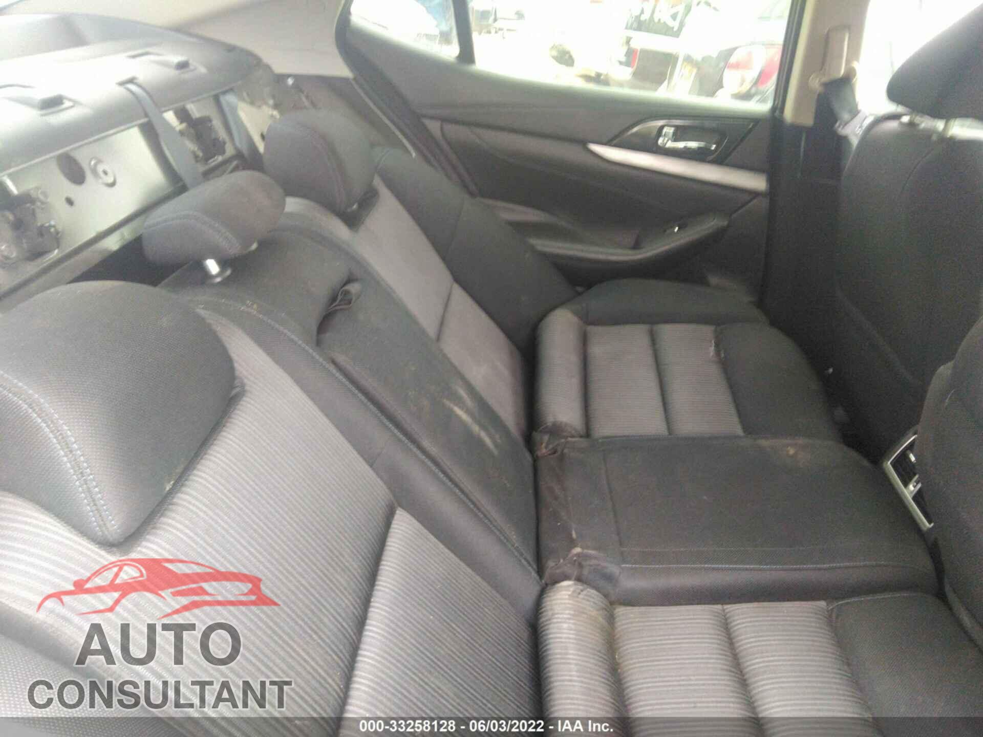NISSAN MAXIMA 2017 - 1N4AA6AP1HC416364