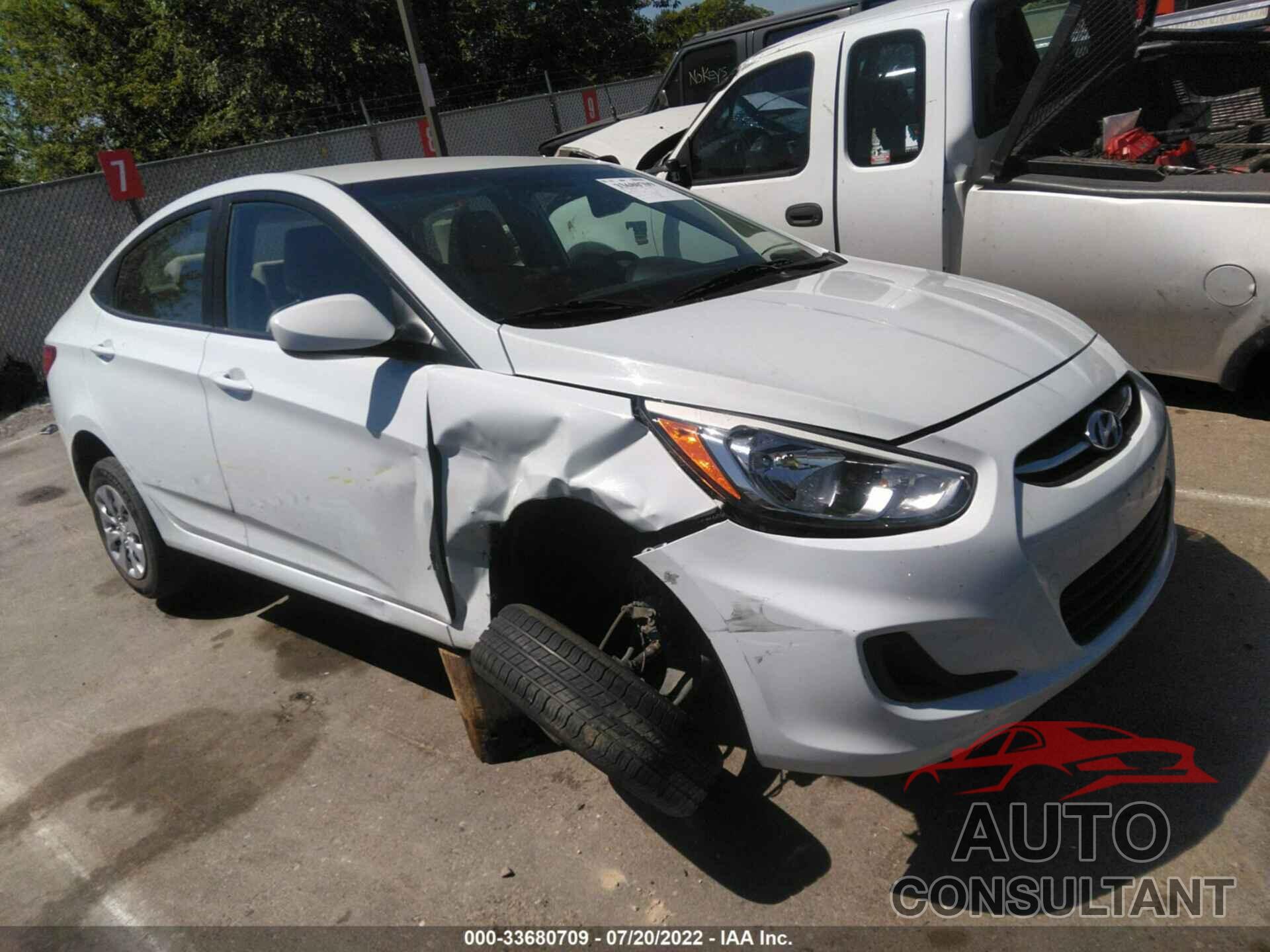 HYUNDAI ACCENT 2017 - KMHCT4AE8HU371249