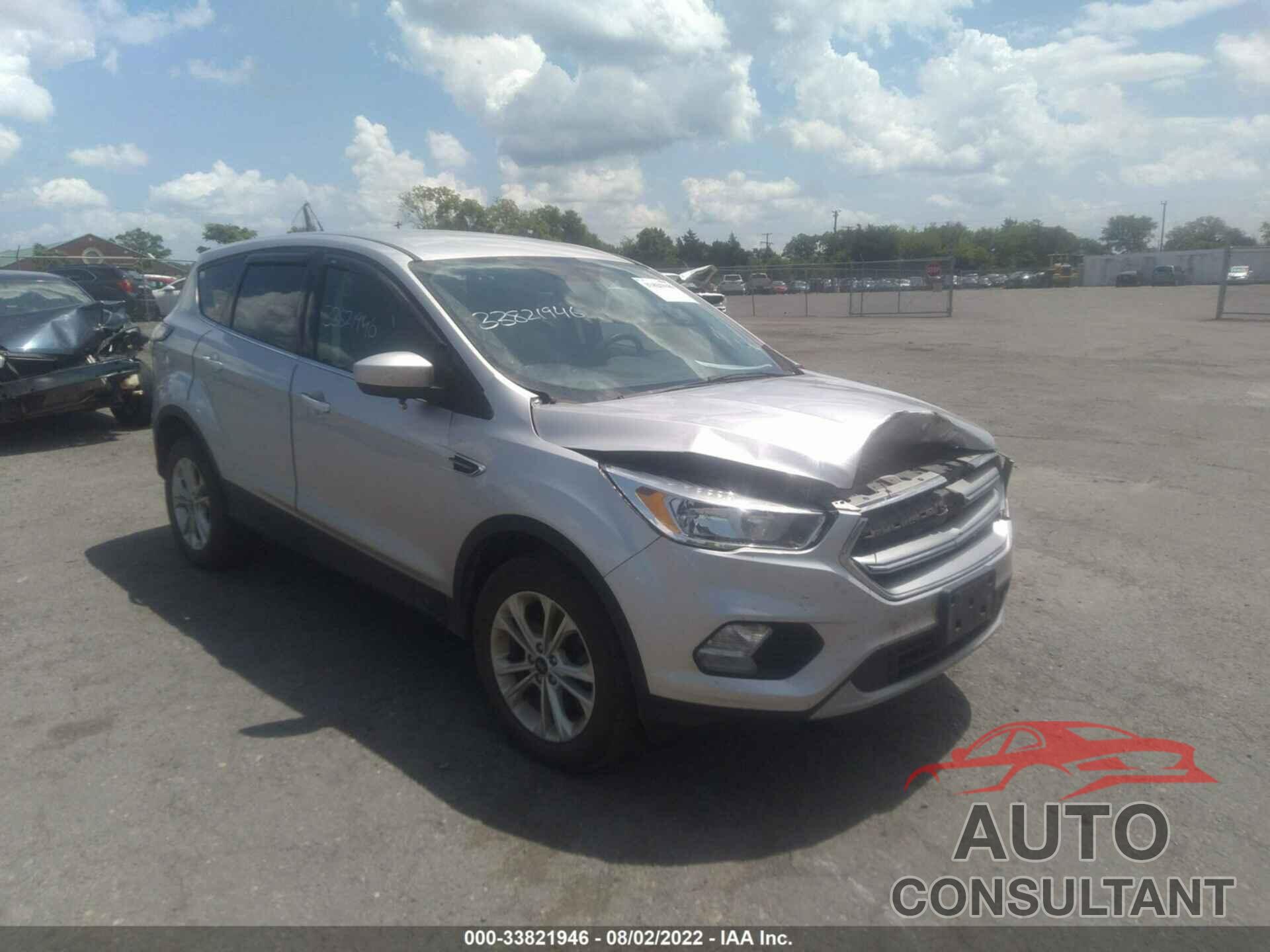 FORD ESCAPE 2017 - 1FMCU9GD3HUA36621
