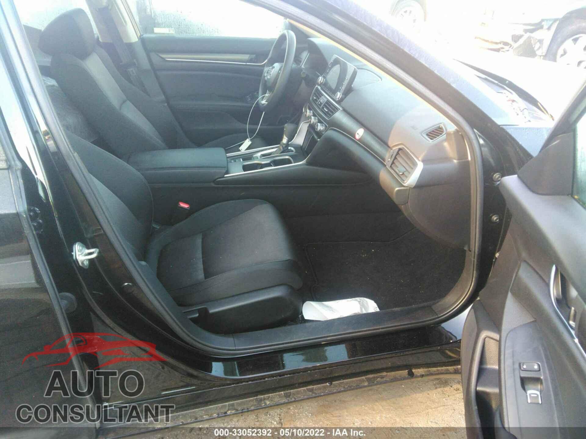 HONDA ACCORD SEDAN 2018 - 1HGCV1F15JA263473