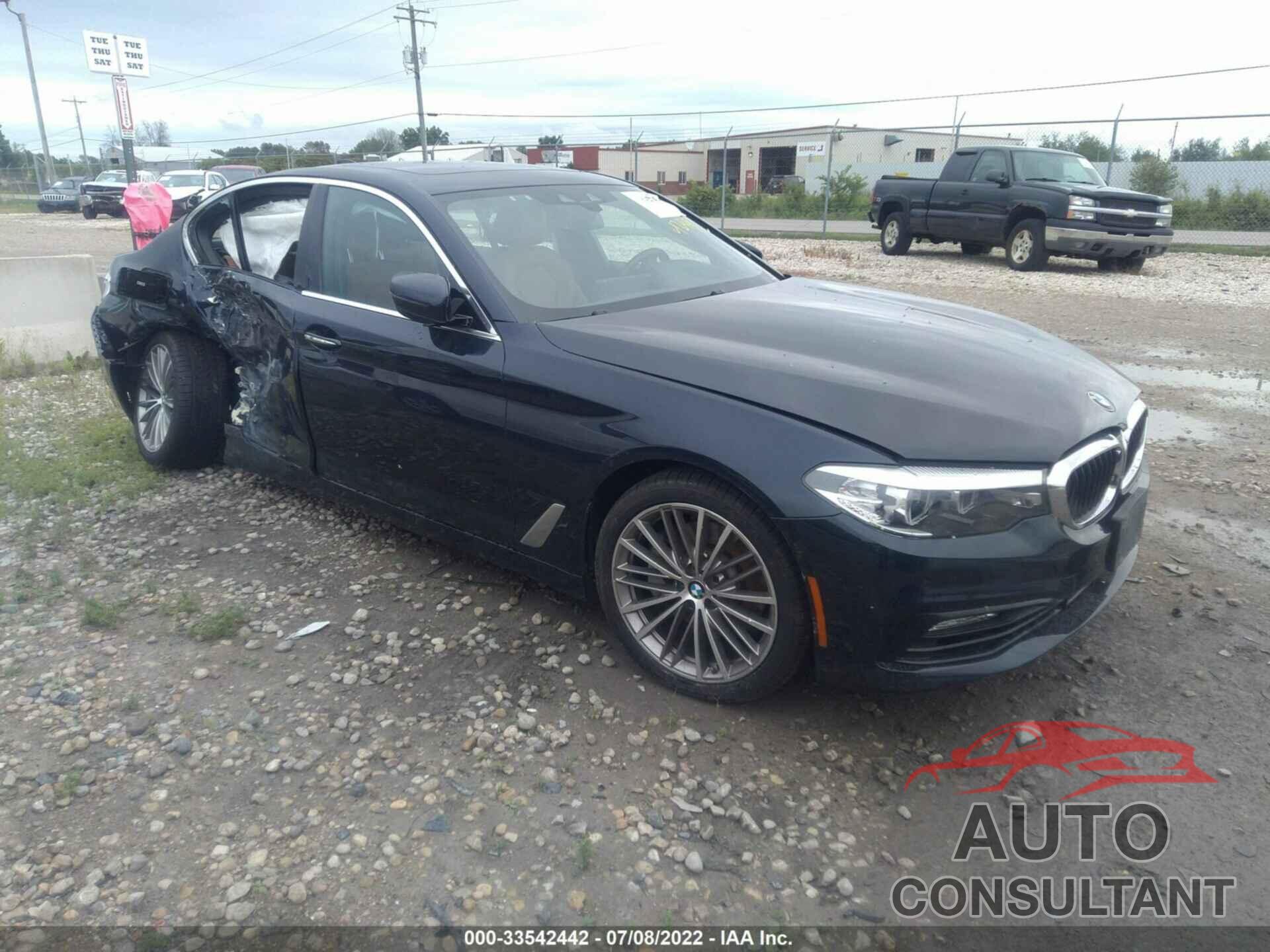 BMW 5 SERIES 2018 - WBAJA7C56JWA72840