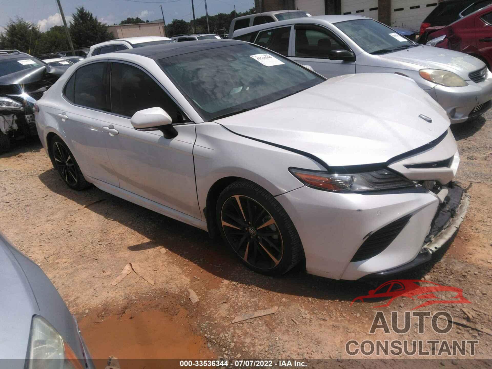TOYOTA CAMRY 2018 - 4T1BZ1HK3JU018041
