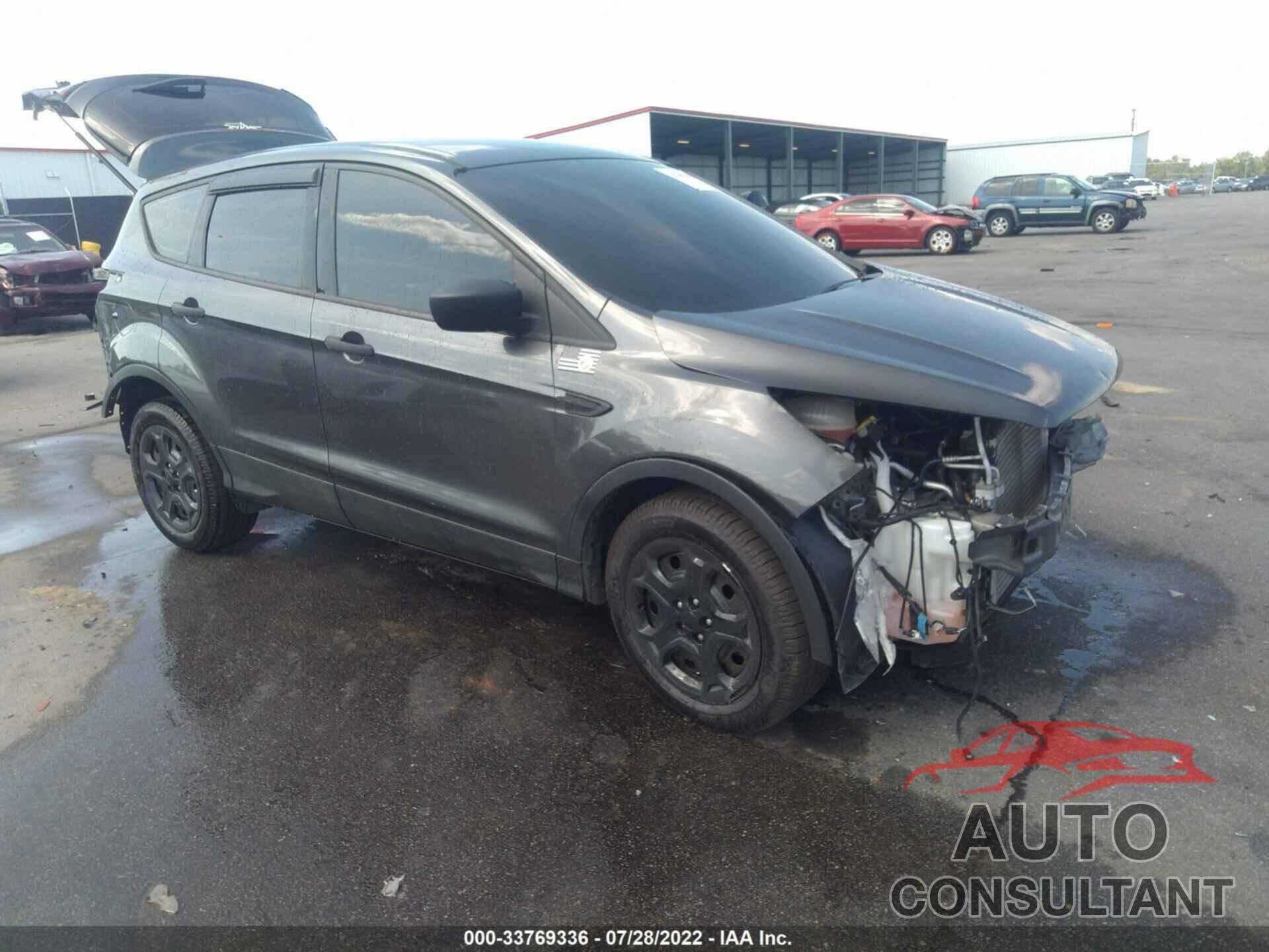 FORD ESCAPE 2018 - 1FMCU0F77JUB26822