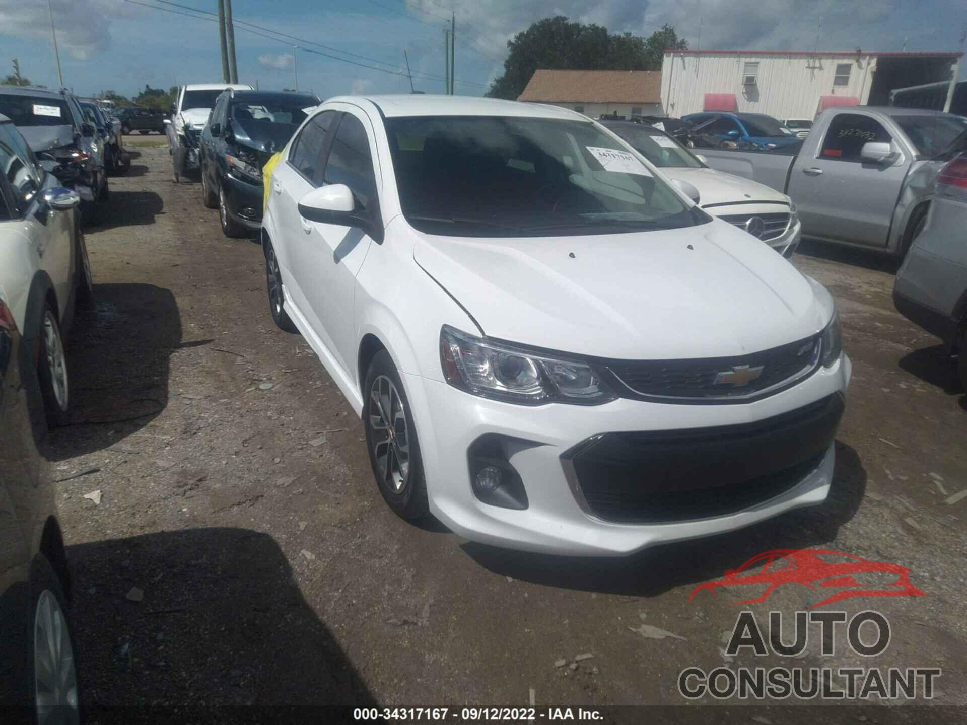 CHEVROLET SONIC 2017 - 1G1JD5SH5H4132015