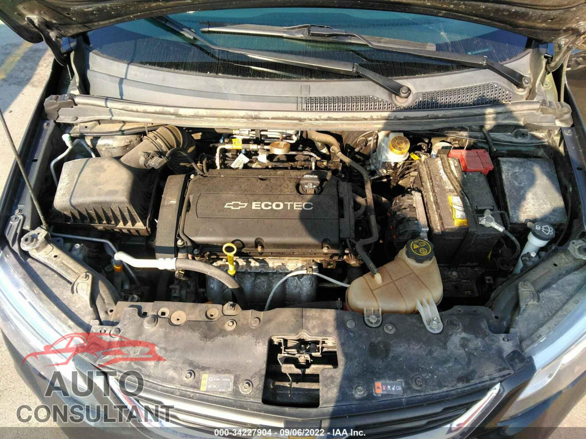CHEVROLET SONIC 2017 - 1G1JA5SH3H4135617