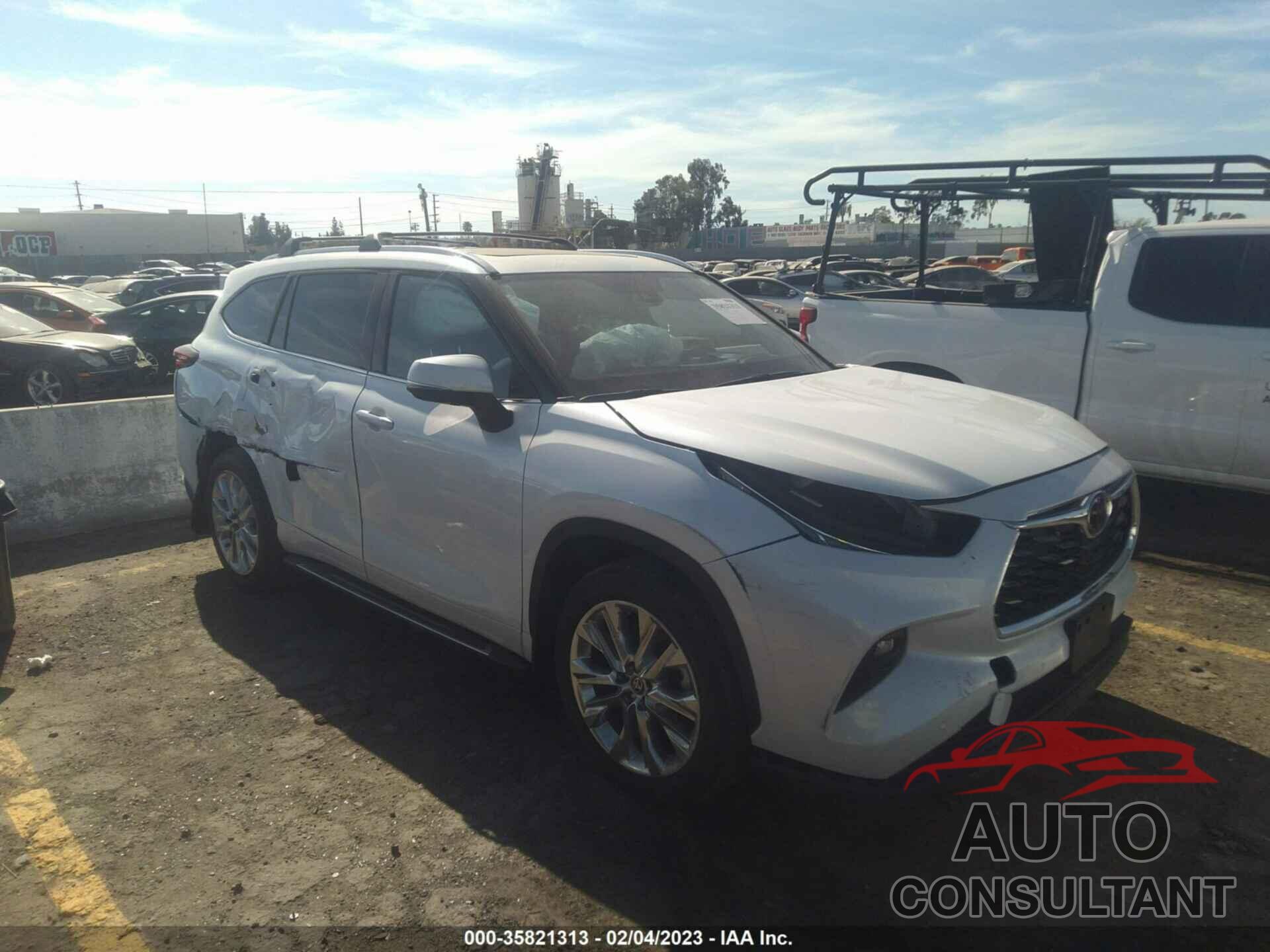 TOYOTA HIGHLANDER 2022 - 5TDYZRAHXNS107255