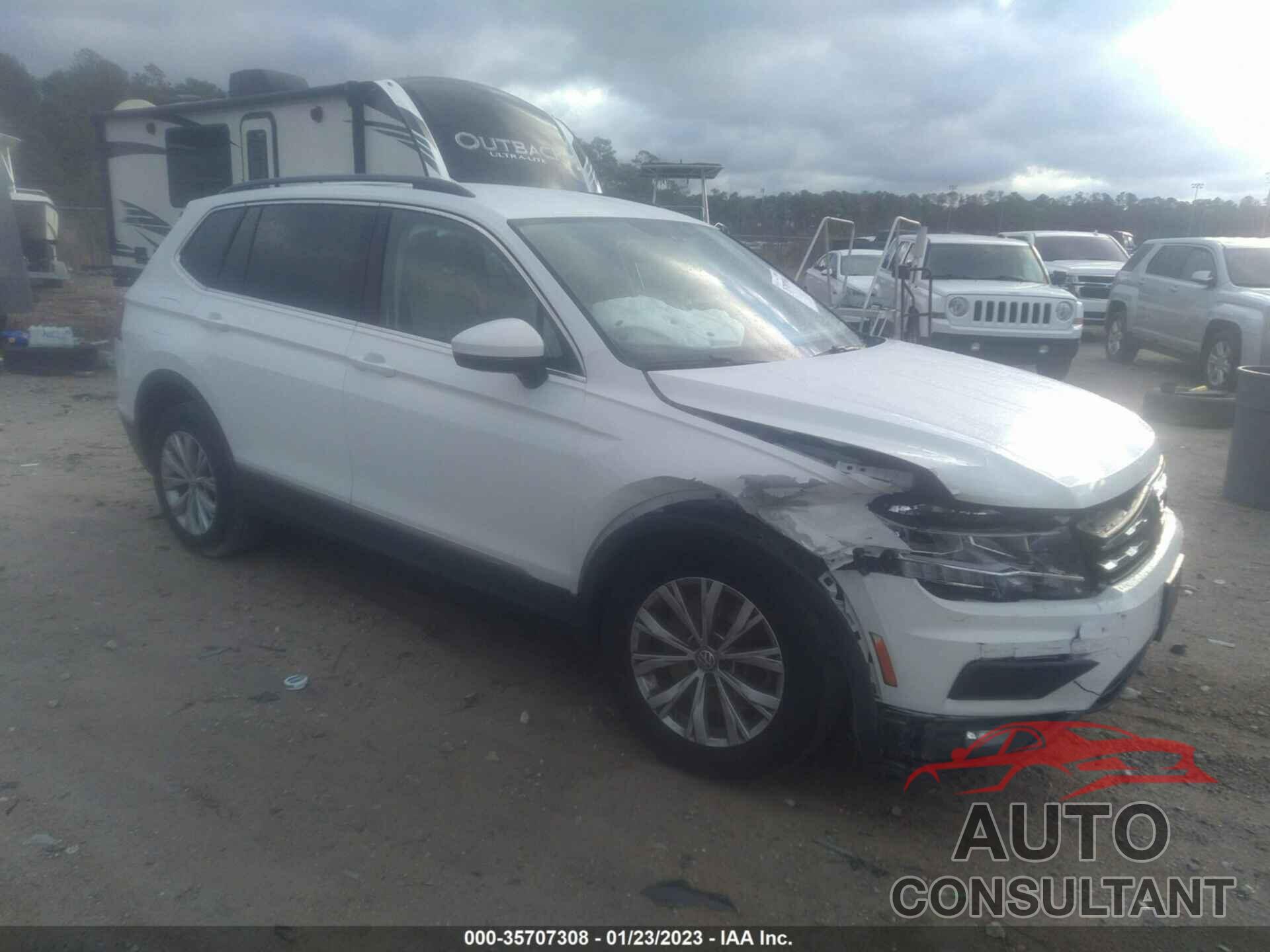 VOLKSWAGEN TIGUAN 2018 - 3VV3B7AX3JM007228