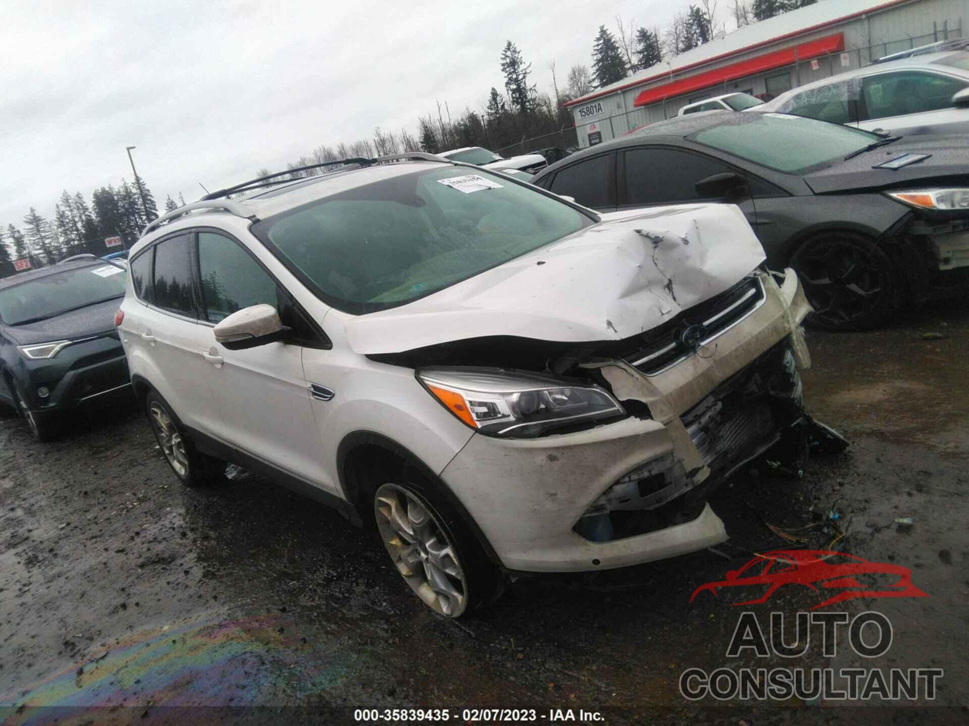 FORD ESCAPE 2016 - 1FMCU9J96GUC15917
