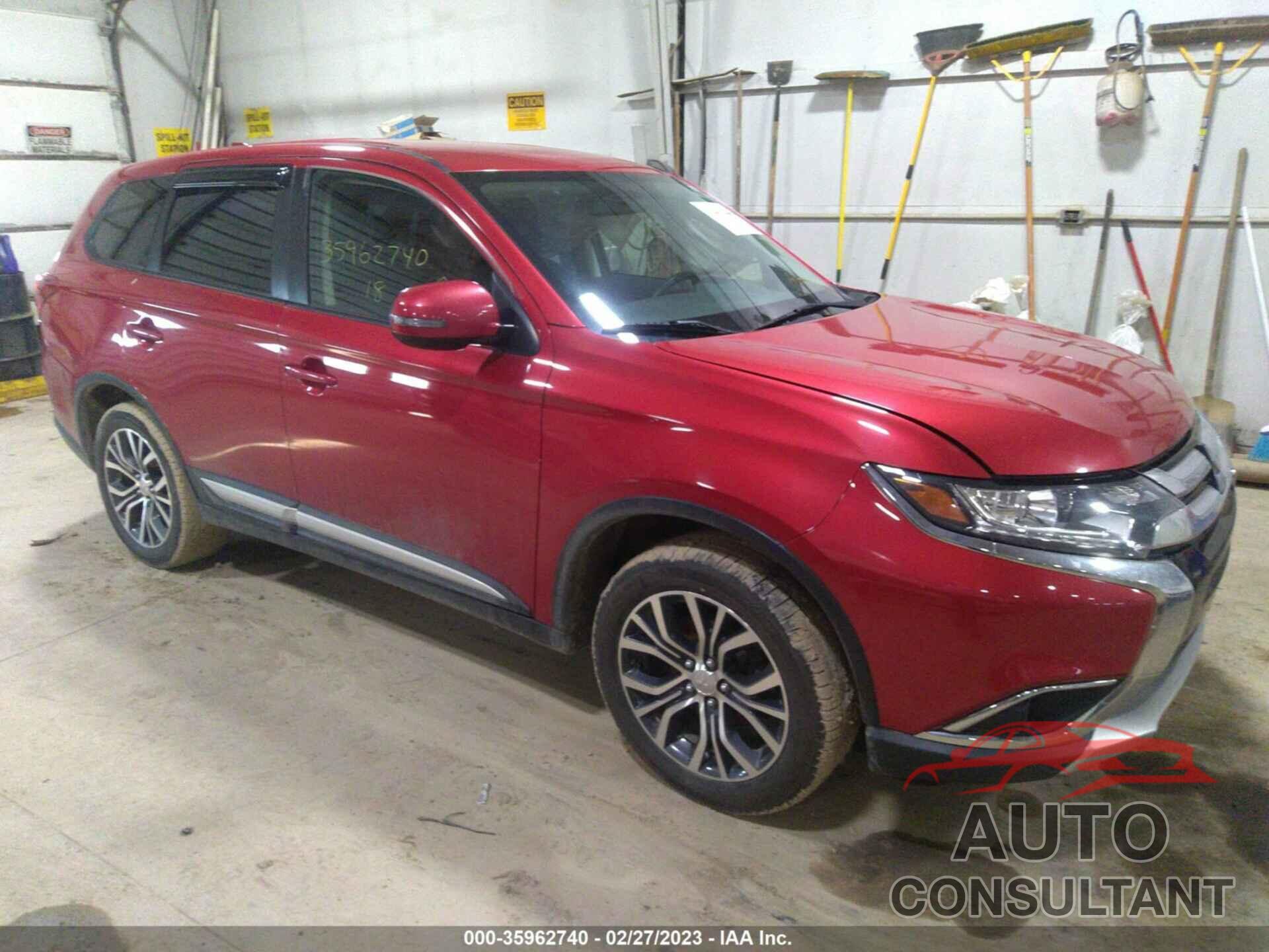 MITSUBISHI OUTLANDER 2018 - JA4AZ3A39JZ038662