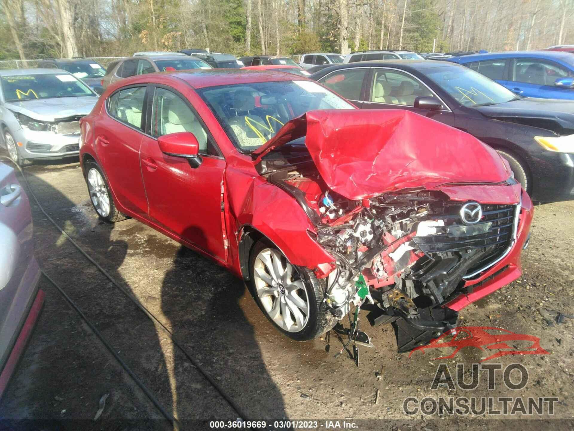 MAZDA MAZDA3 2015 - JM1BM1M32F1249801