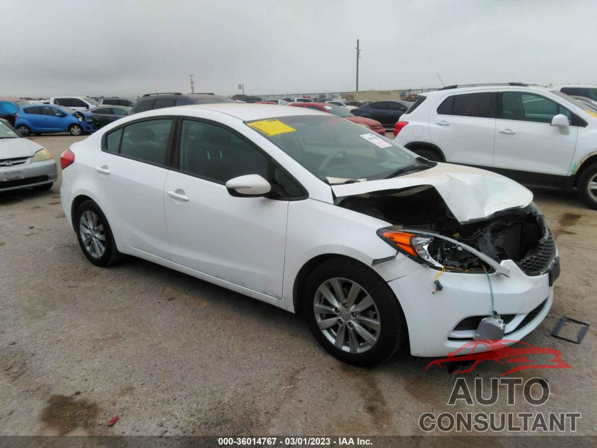 KIA FORTE 2016 - KNAFX4A65G5605108