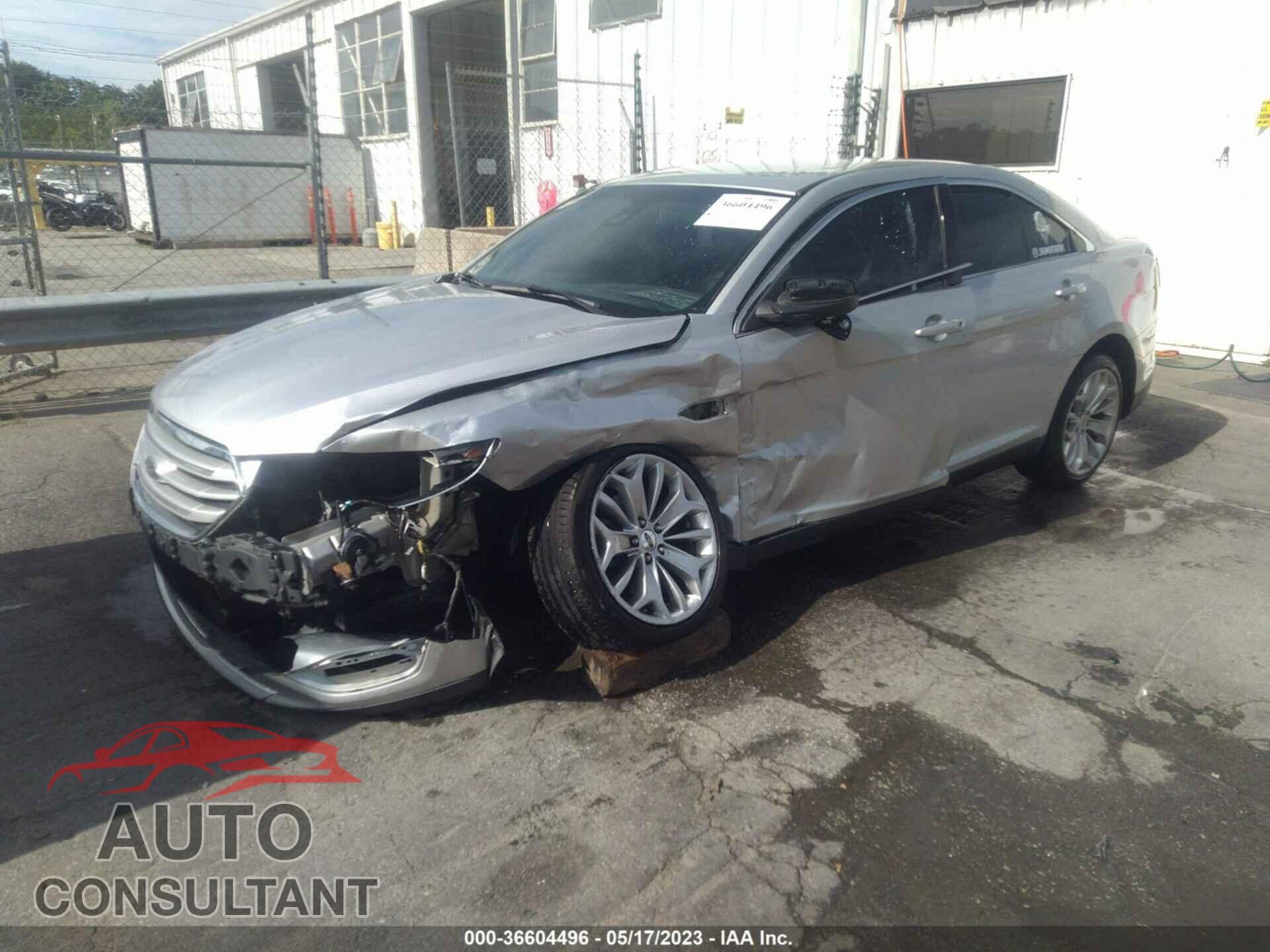 FORD TAURUS 2017 - 1FAHP2F90HG109096