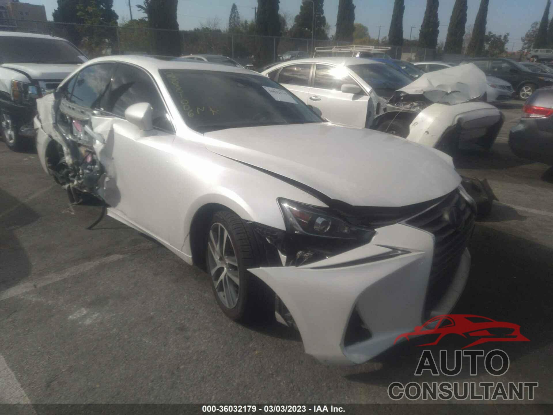 LEXUS IS 2018 - JTHBA1D20J5076960