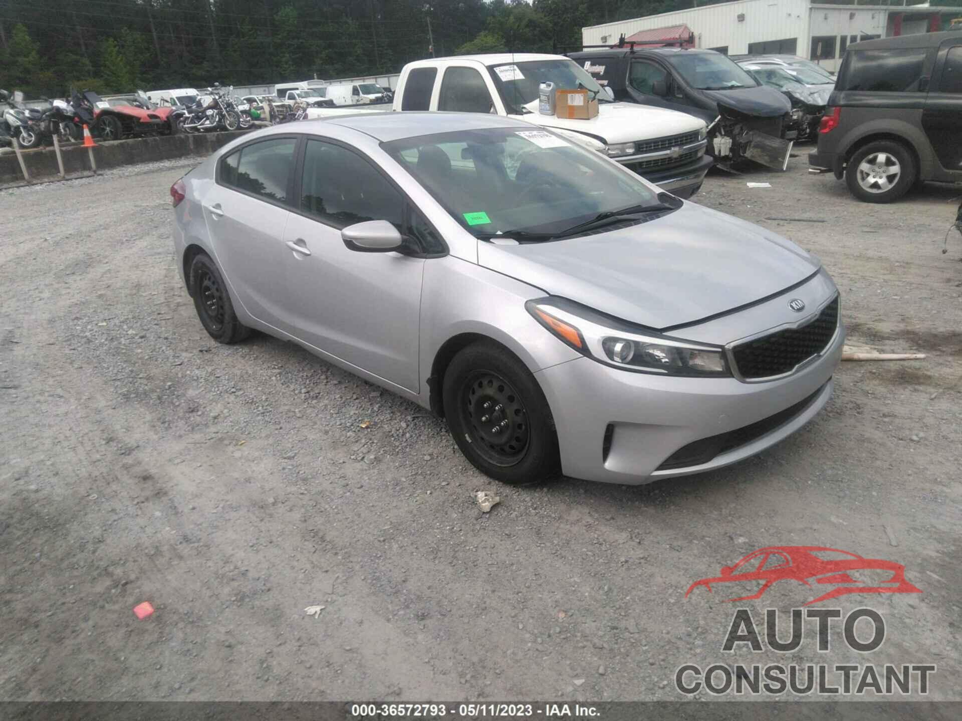 KIA FORTE 2018 - 3KPFK4A77JE179413