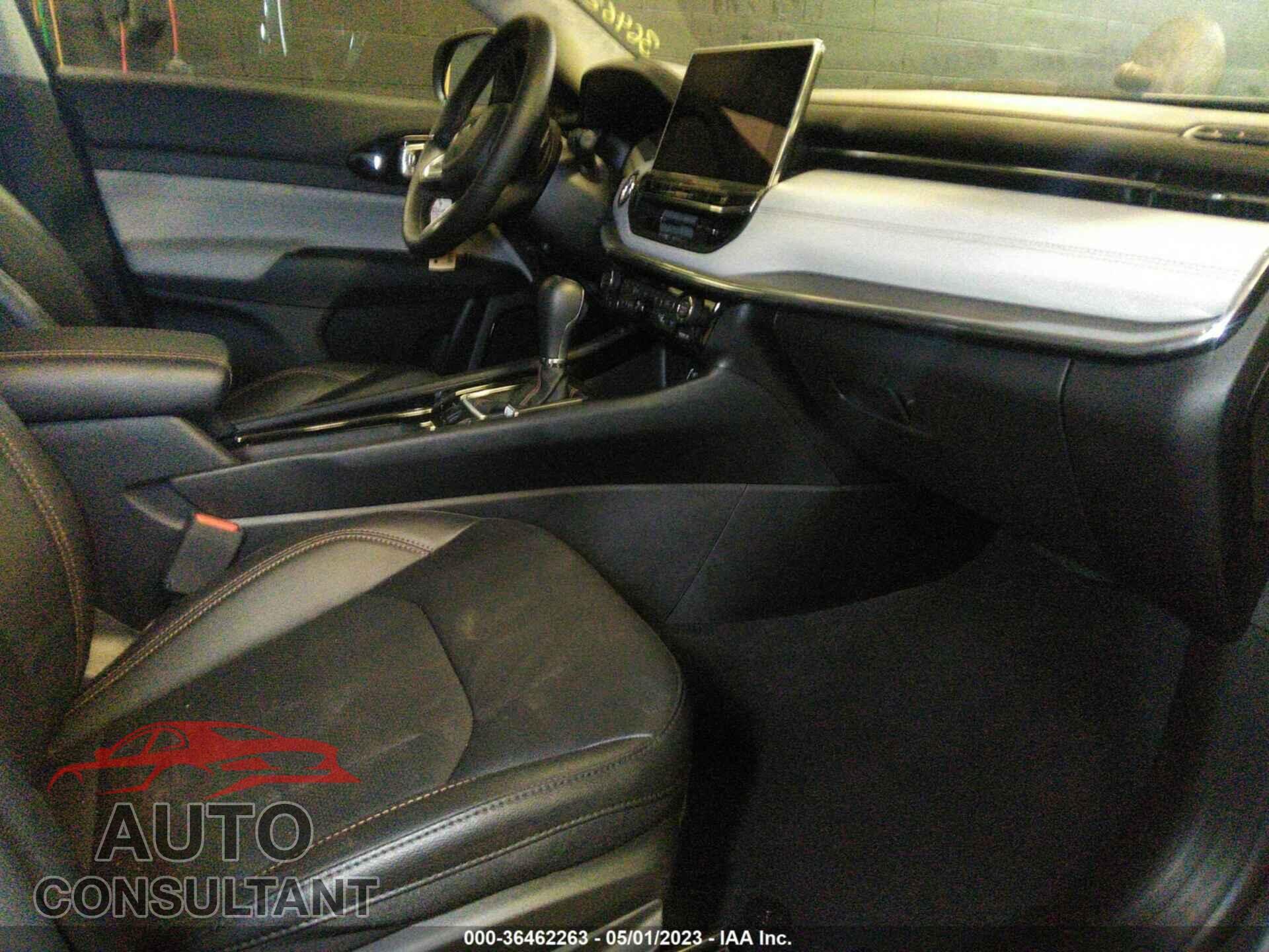 JEEP COMPASS 2022 - 3C4NJDCB8NT153596