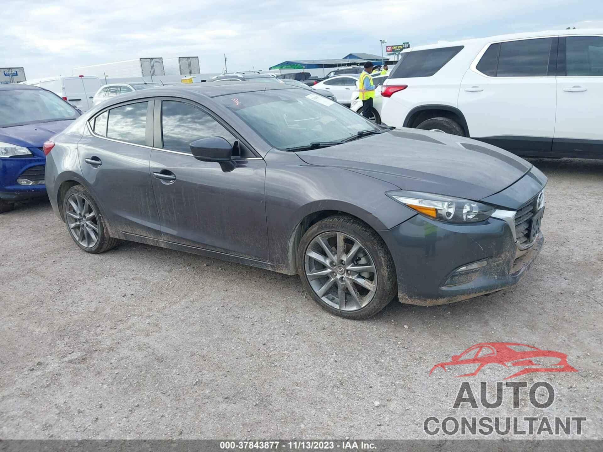 MAZDA MAZDA3 4-DOOR 2018 - 3MZBN1V39JM249248