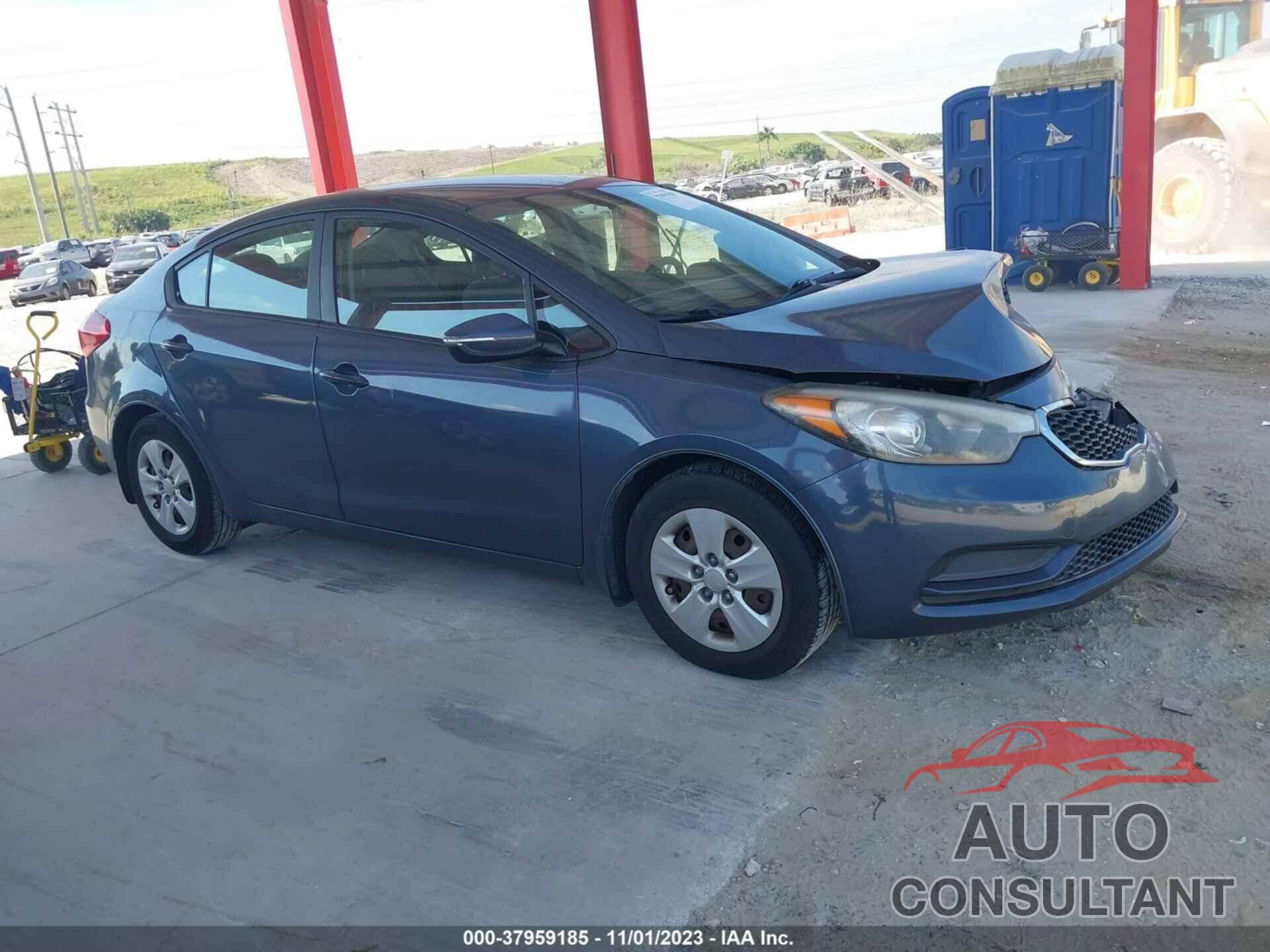 KIA FORTE 2016 - KNAFX4A6XG5552986