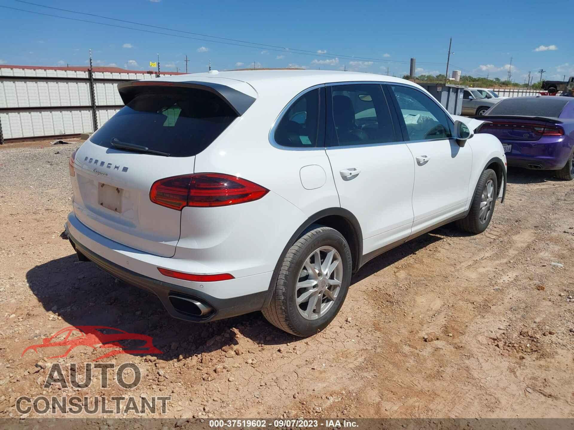 PORSCHE CAYENNE 2017 - WP1AA2A20HKA92058