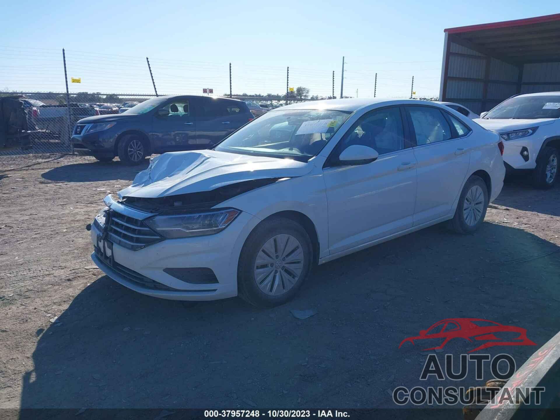 VOLKSWAGEN JETTA 2019 - 3VWC57BU8KM018122