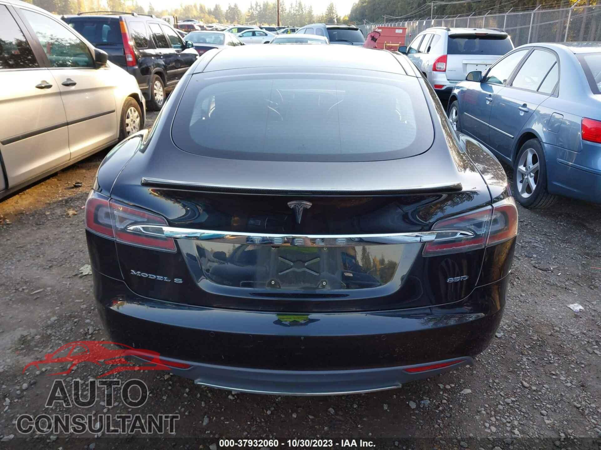 TESLA MODEL S 2015 - 5YJSA1E27FF101181