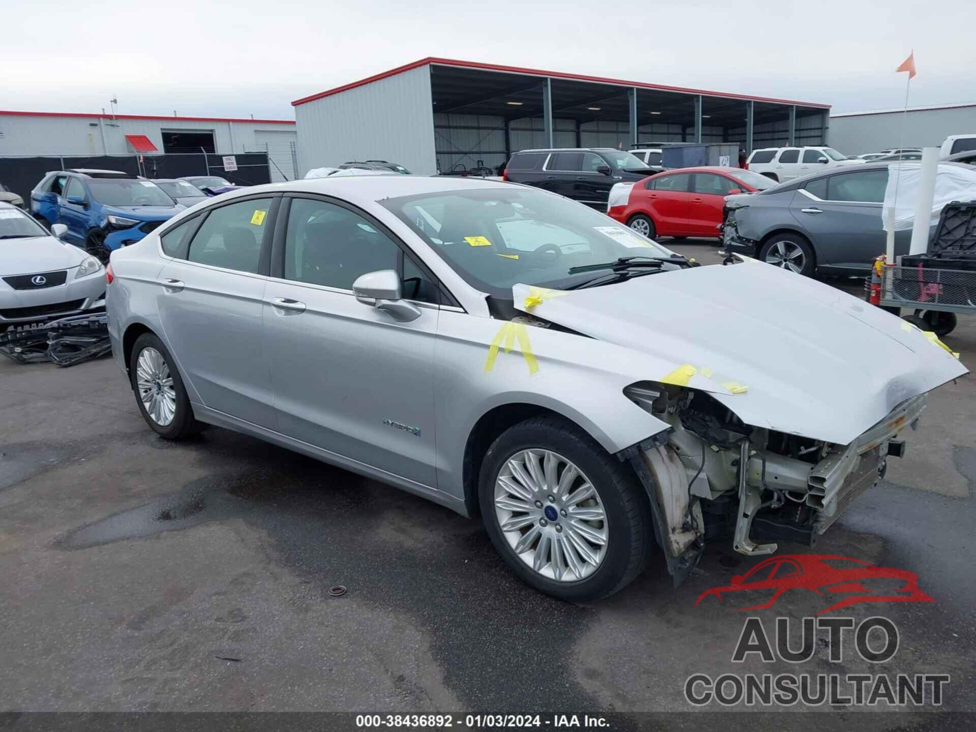 FORD FUSION HYBRID 2016 - 3FA6P0LU2GR397599