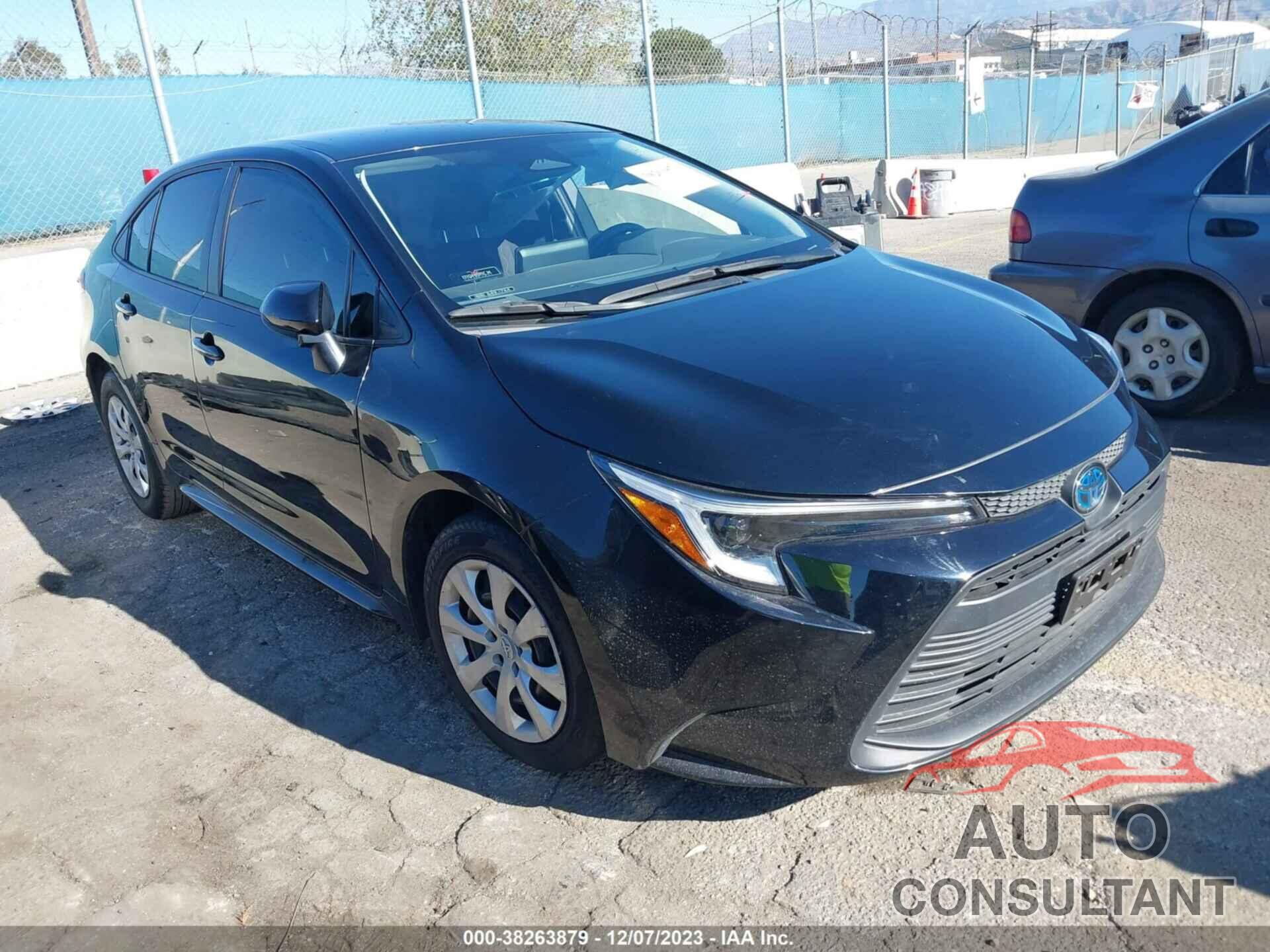 TOYOTA COROLLA 2023 - JTDBCMFE3P3000383