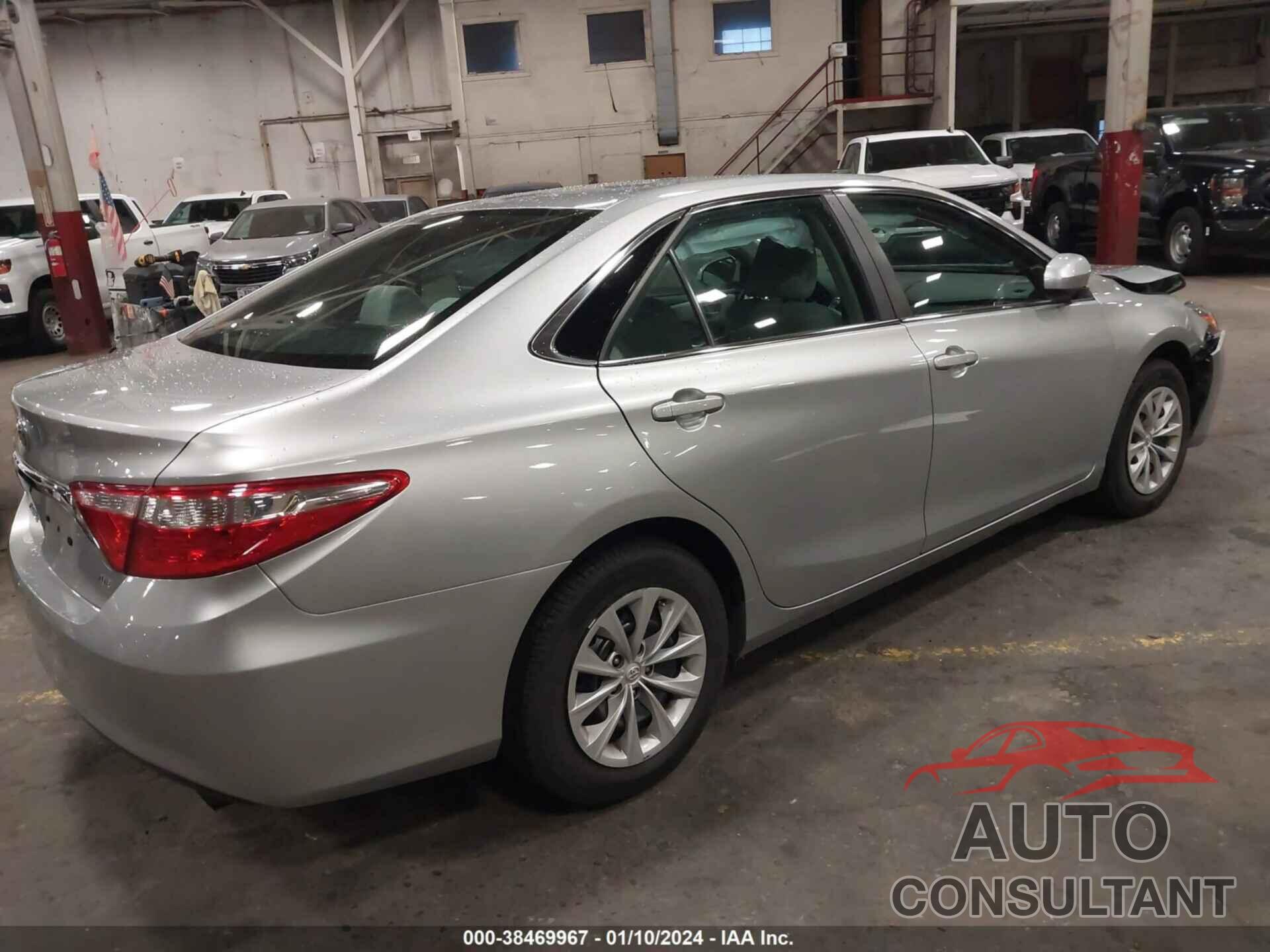 TOYOTA CAMRY 2016 - 4T4BF1FK4GR560582