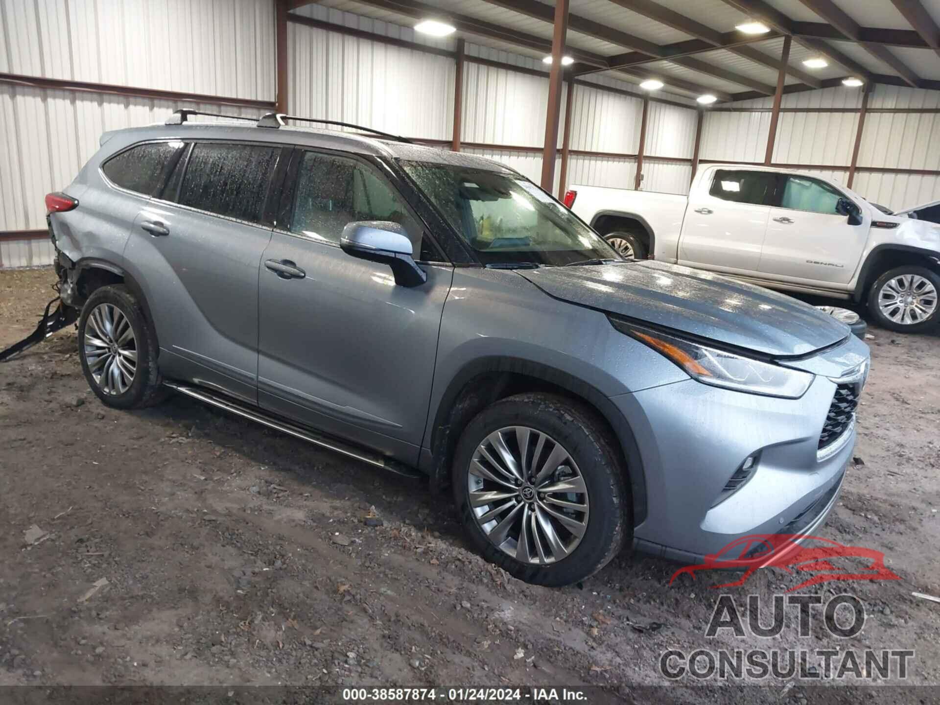 TOYOTA HIGHLANDER 2022 - 5TDFZRBH3NS168033