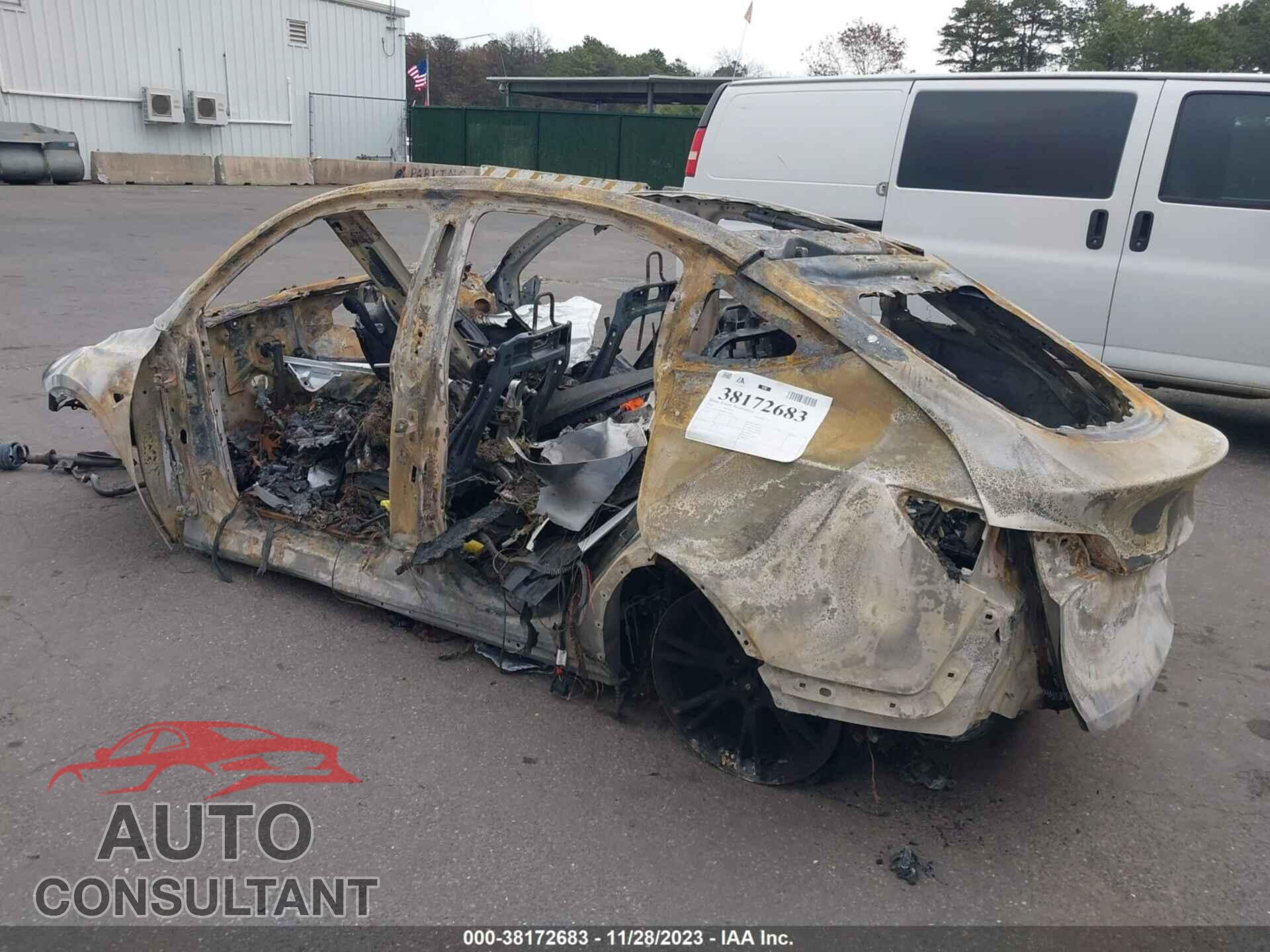 TESLA MODEL Y 2023 - 7SAYGDEE4PF598117