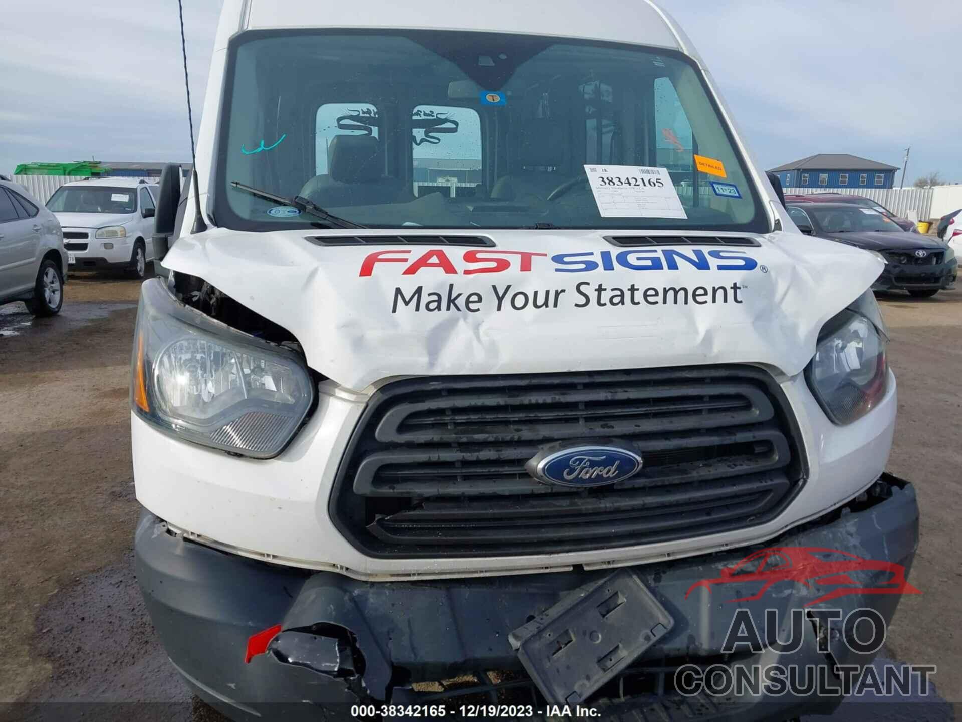 FORD TRANSIT 2017 - 1FTYR1CM0HKA19483