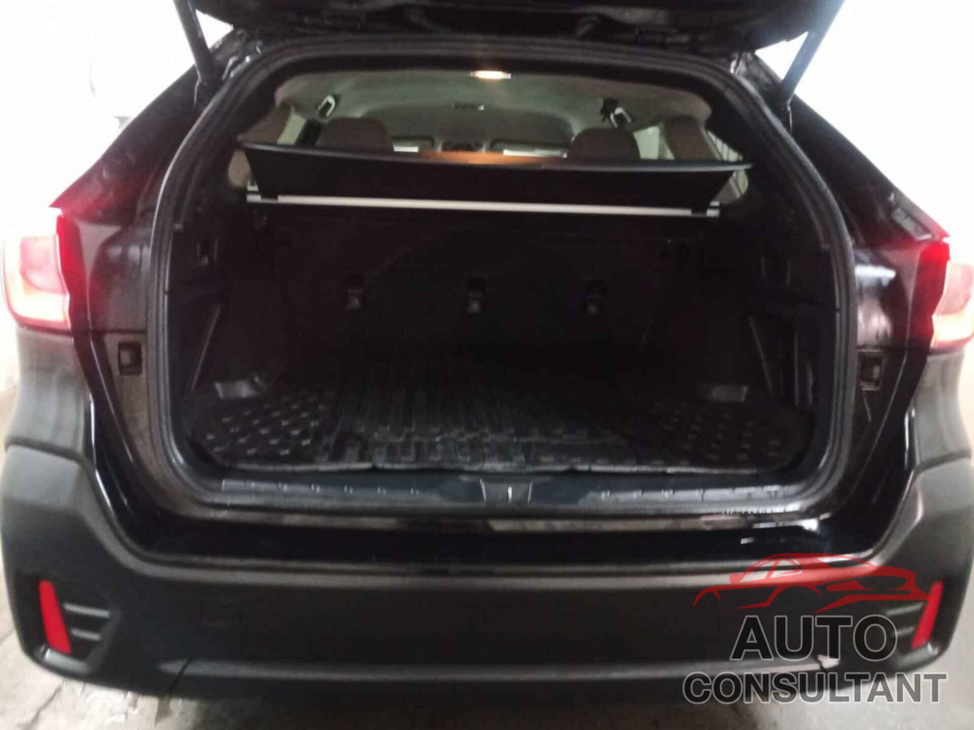 SUBARU OUTBACK 2022 - 4S4BTADCXN3105043
