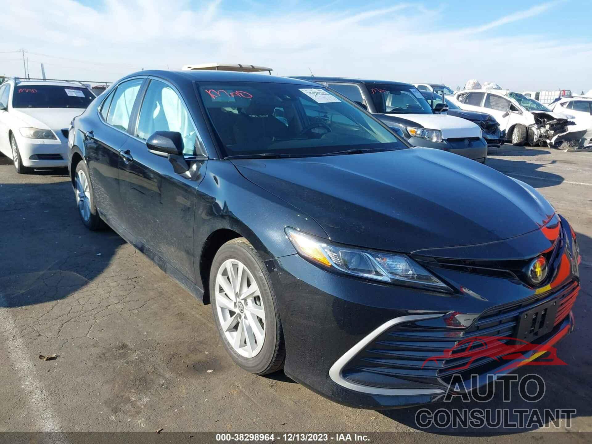 TOYOTA CAMRY 2023 - 4T1C11AK6PU802275