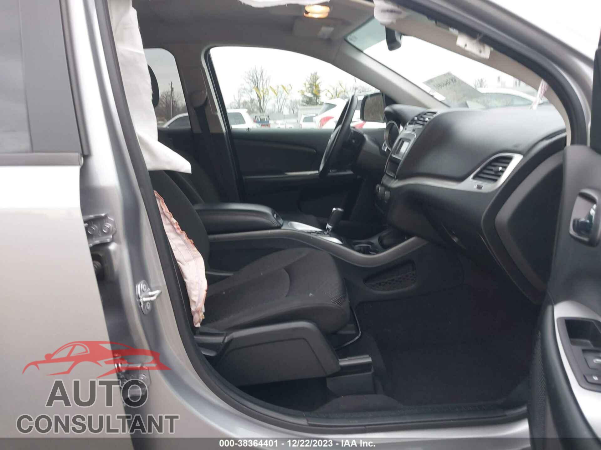 DODGE JOURNEY 2018 - 3C4PDCAB5JT509185