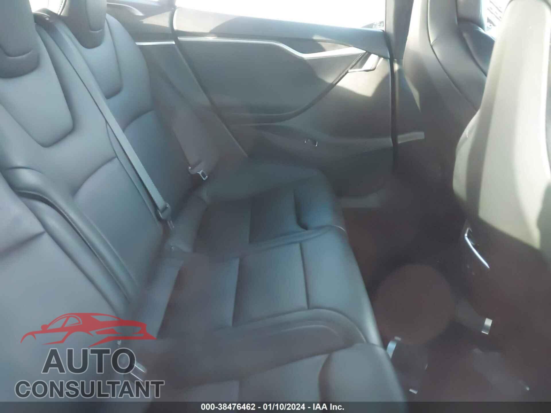 TESLA MODEL S 2017 - 5YJSA1E10HF216909