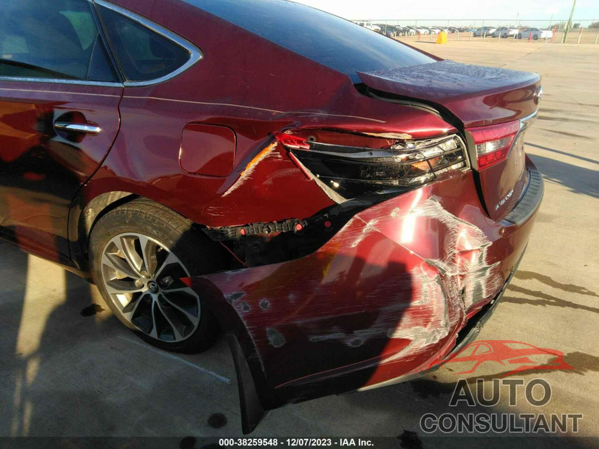 TOYOTA AVALON 2018 - 4T1BK1EB0JU271004