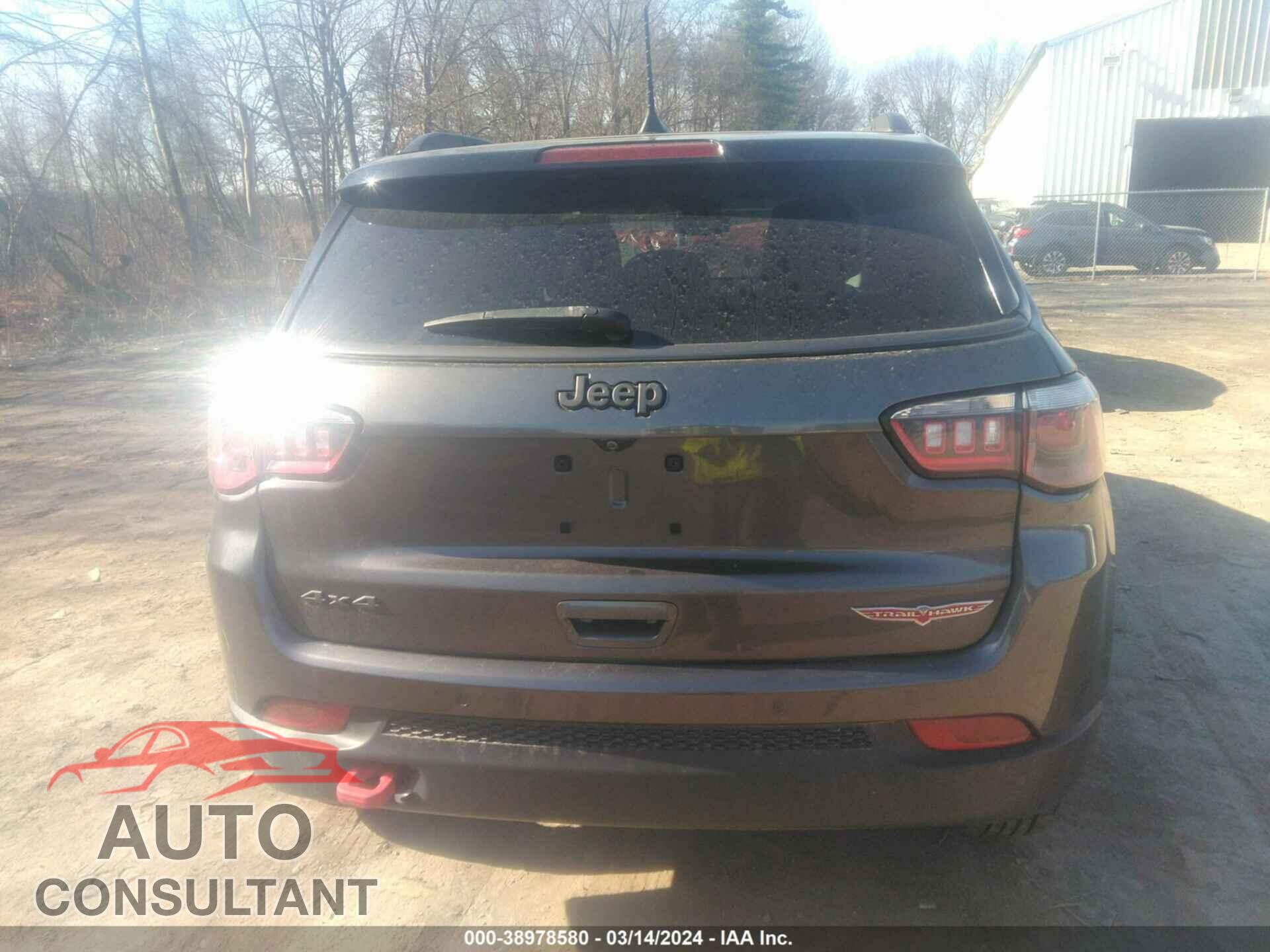 JEEP COMPASS 2018 - 3C4NJDDB4JT280922
